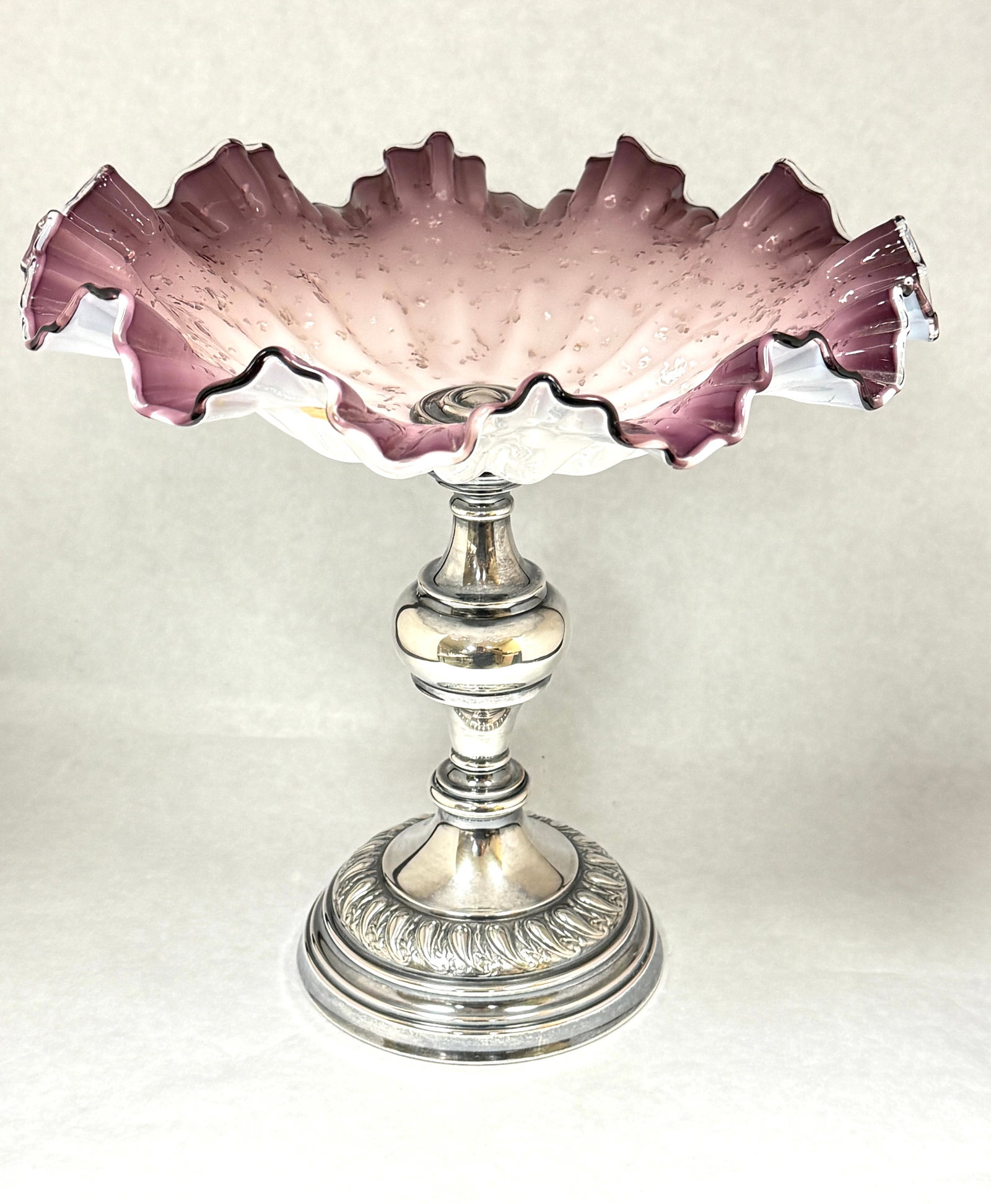 Aventurine Bride's Basket: Aventurine brides's basket on metal stand; ht. 10". CONDITION: no chips, cracks, repairs, or material defects found, Jaremos attempts to call any material flaw that affects the price, but minor scratc