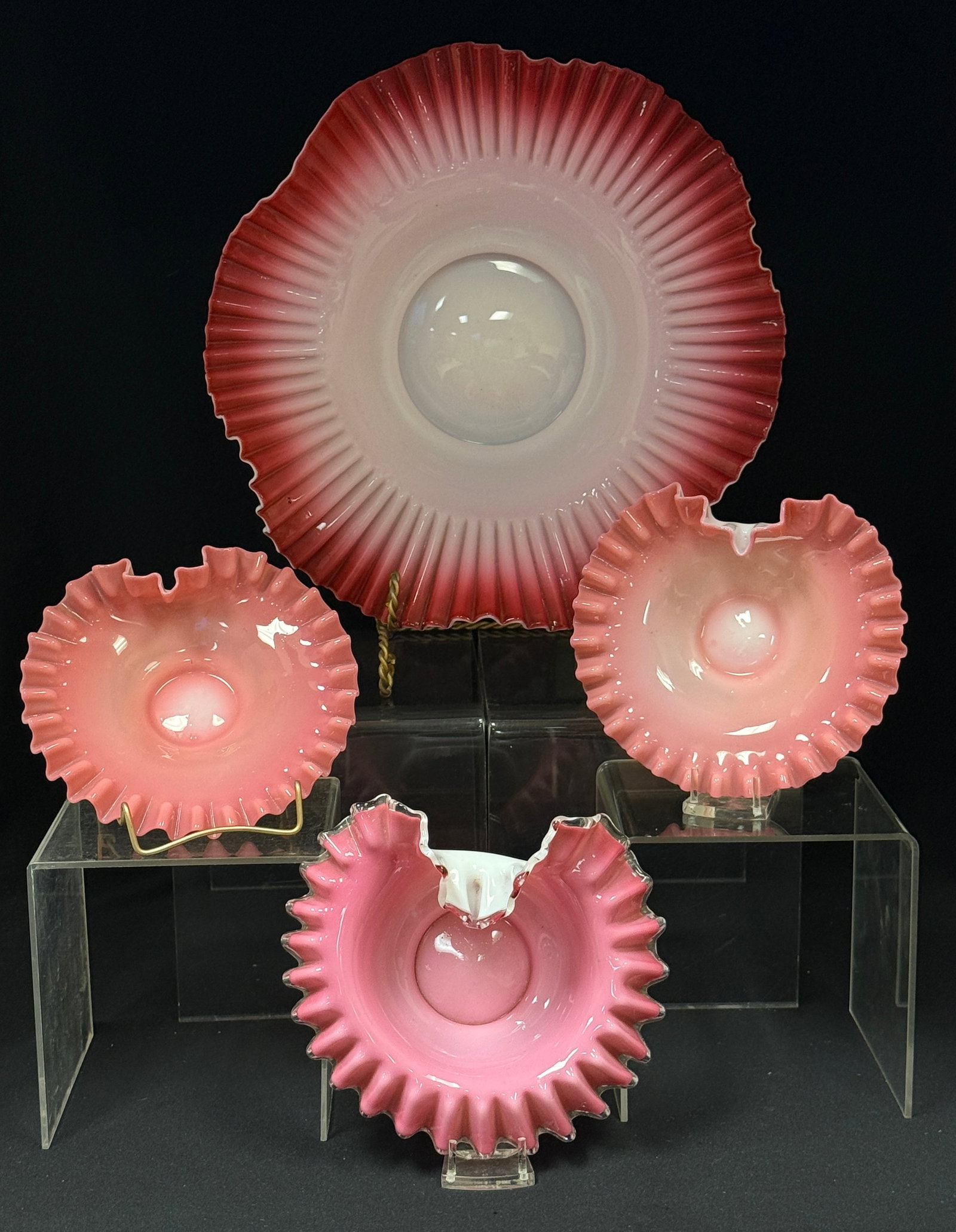 4 Pink Satin Glass Bride's Bowl (1 of 3)