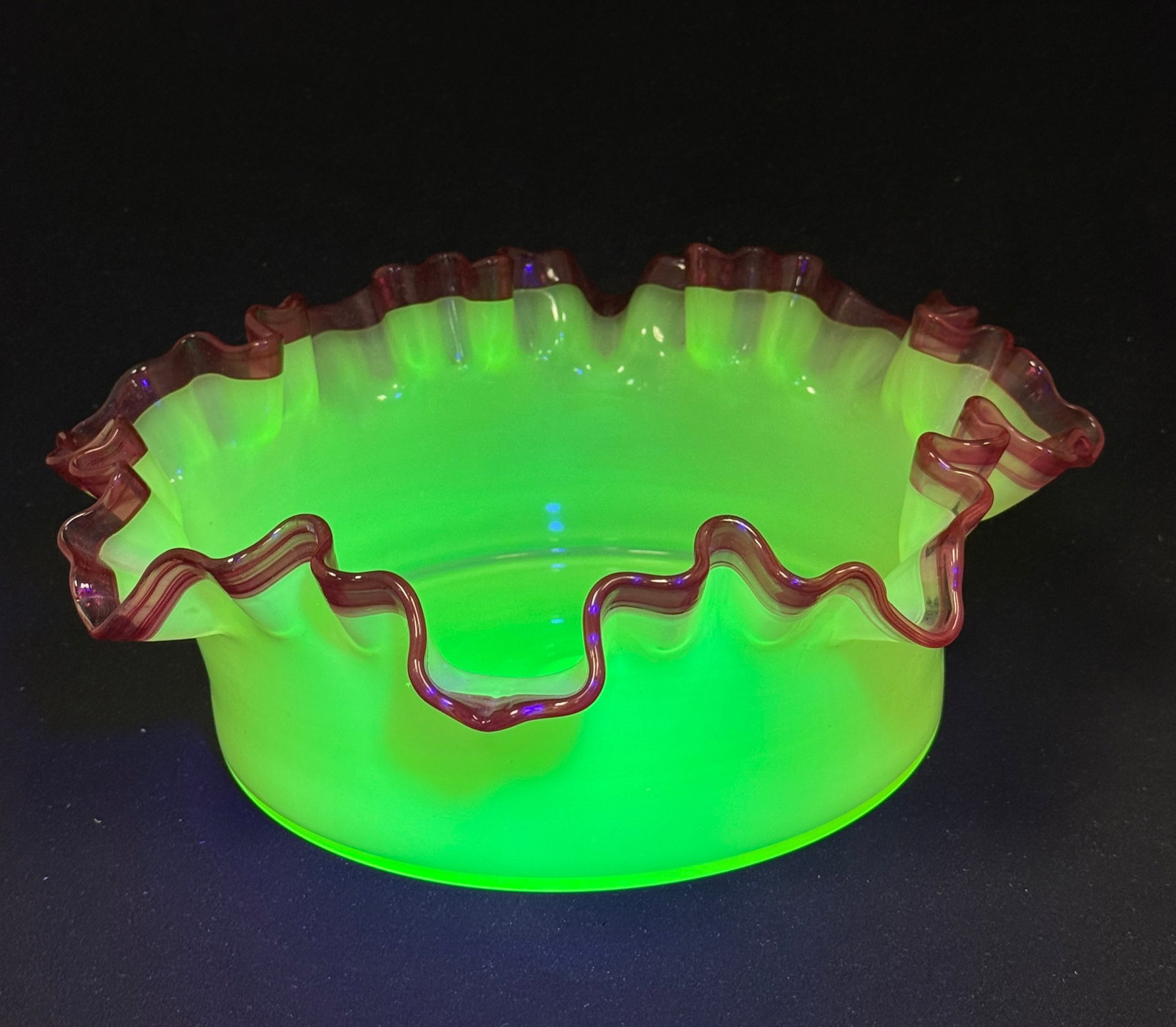 Hobbs Vaseline Glass Bowl (1 of 3)