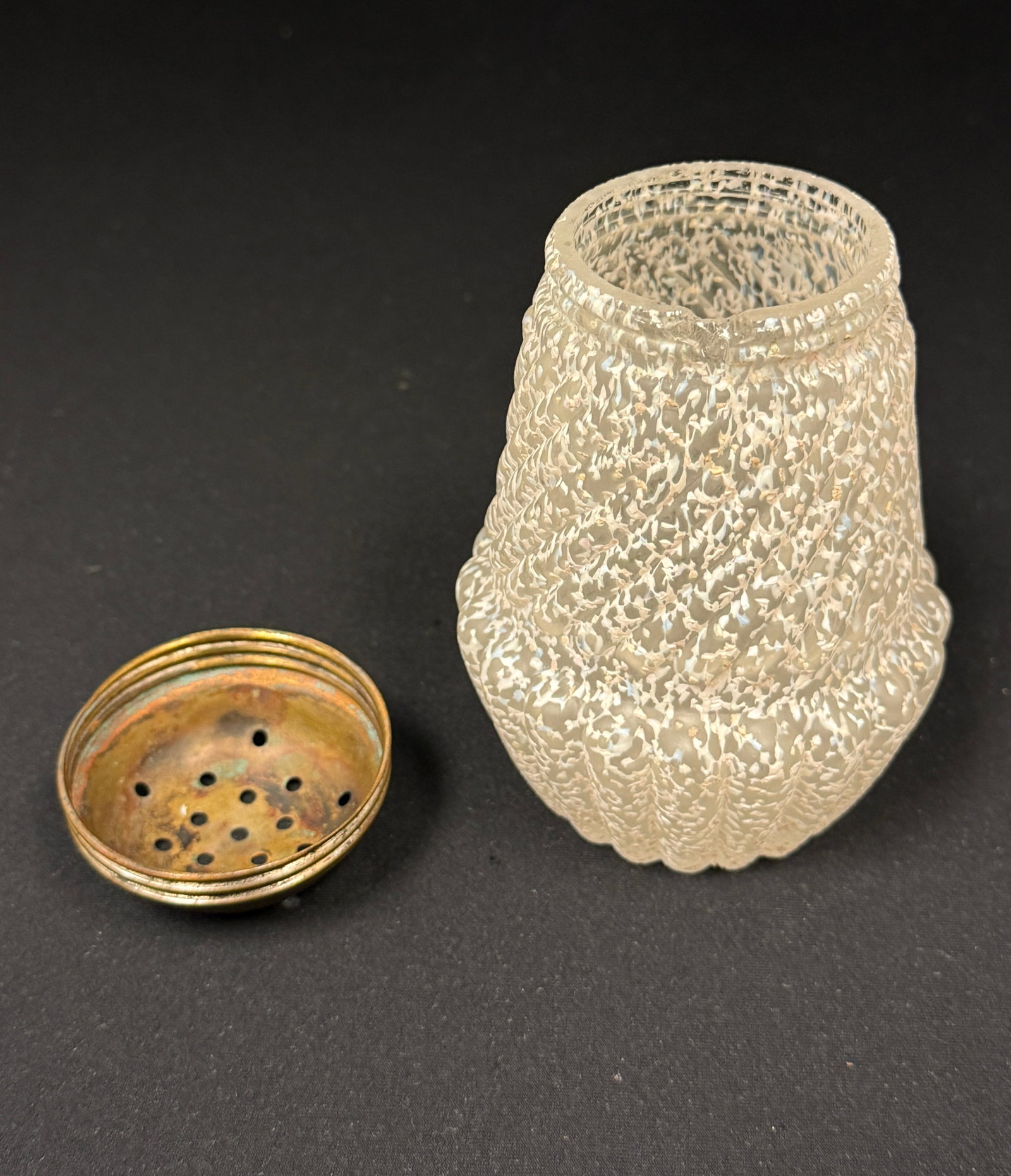 Chrysanthemum Base Shaker - 2