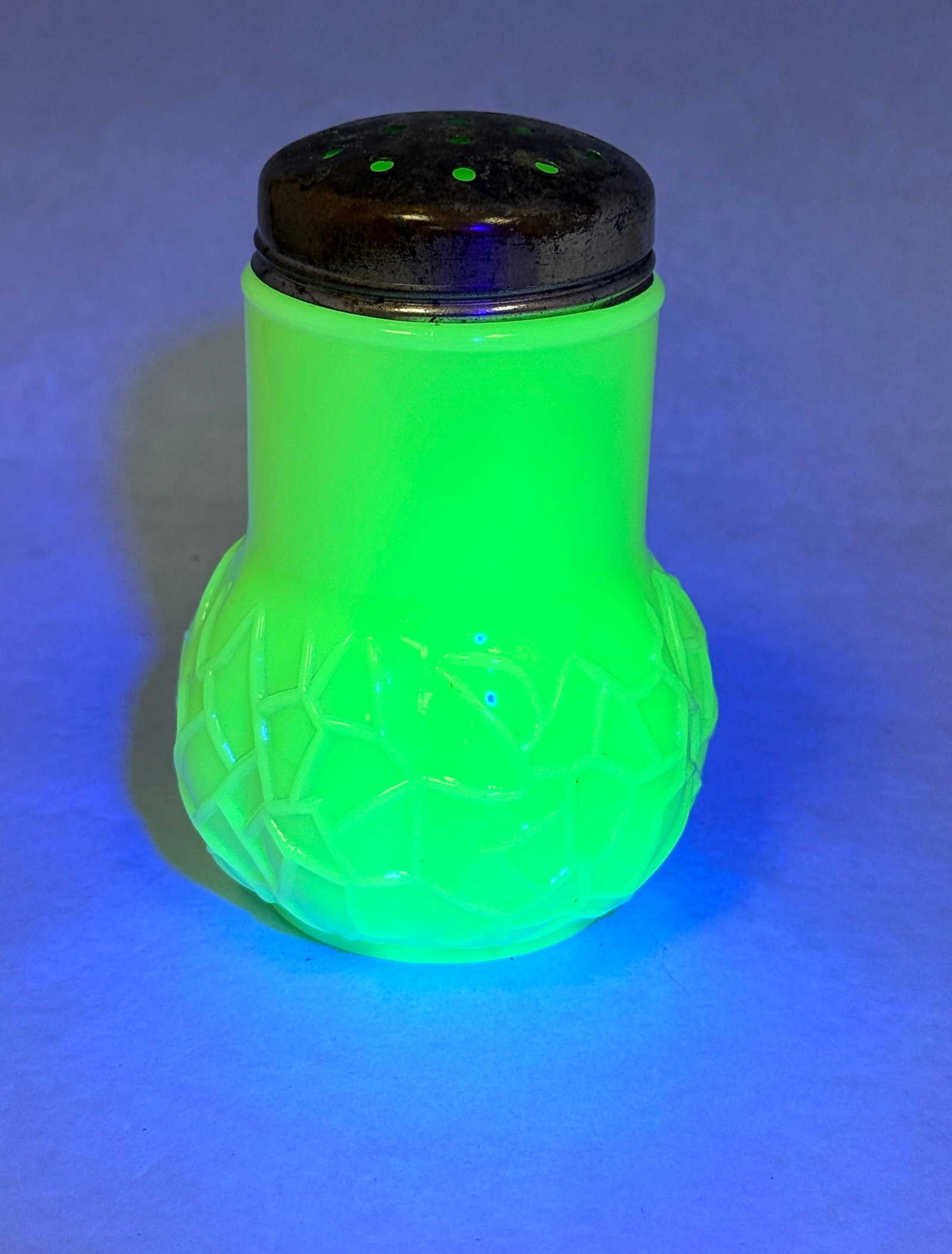 Abba Uranium Sugar Shaker: Abba yellow uranium sugar shaker; 4 1/2". CONDITION: no chips, cracks, repairs, or material defects found, Jaremos attempts to call any material flaw that affects the price, but minor scratches and co