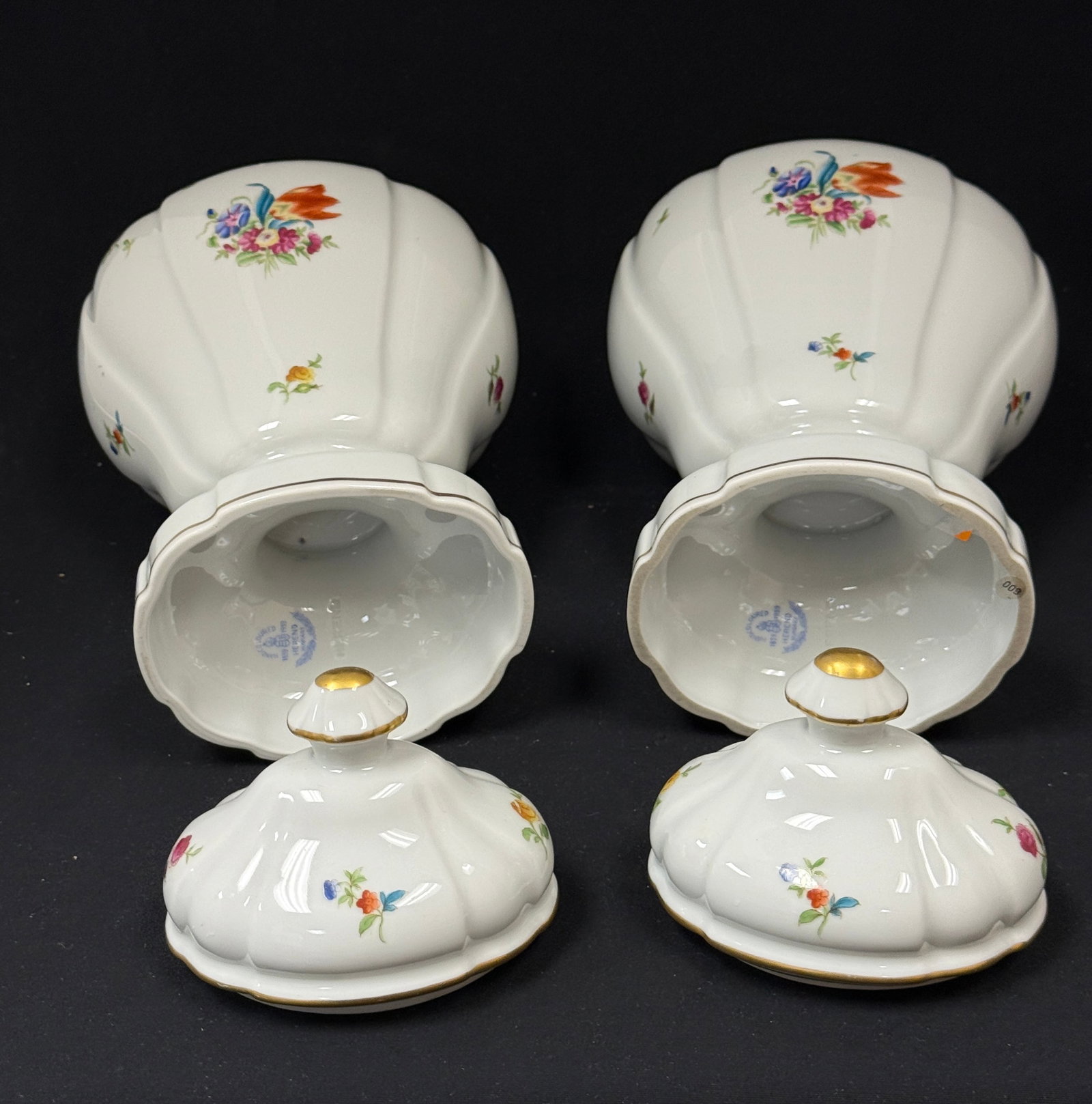 2 Herend Covered Urns - 3