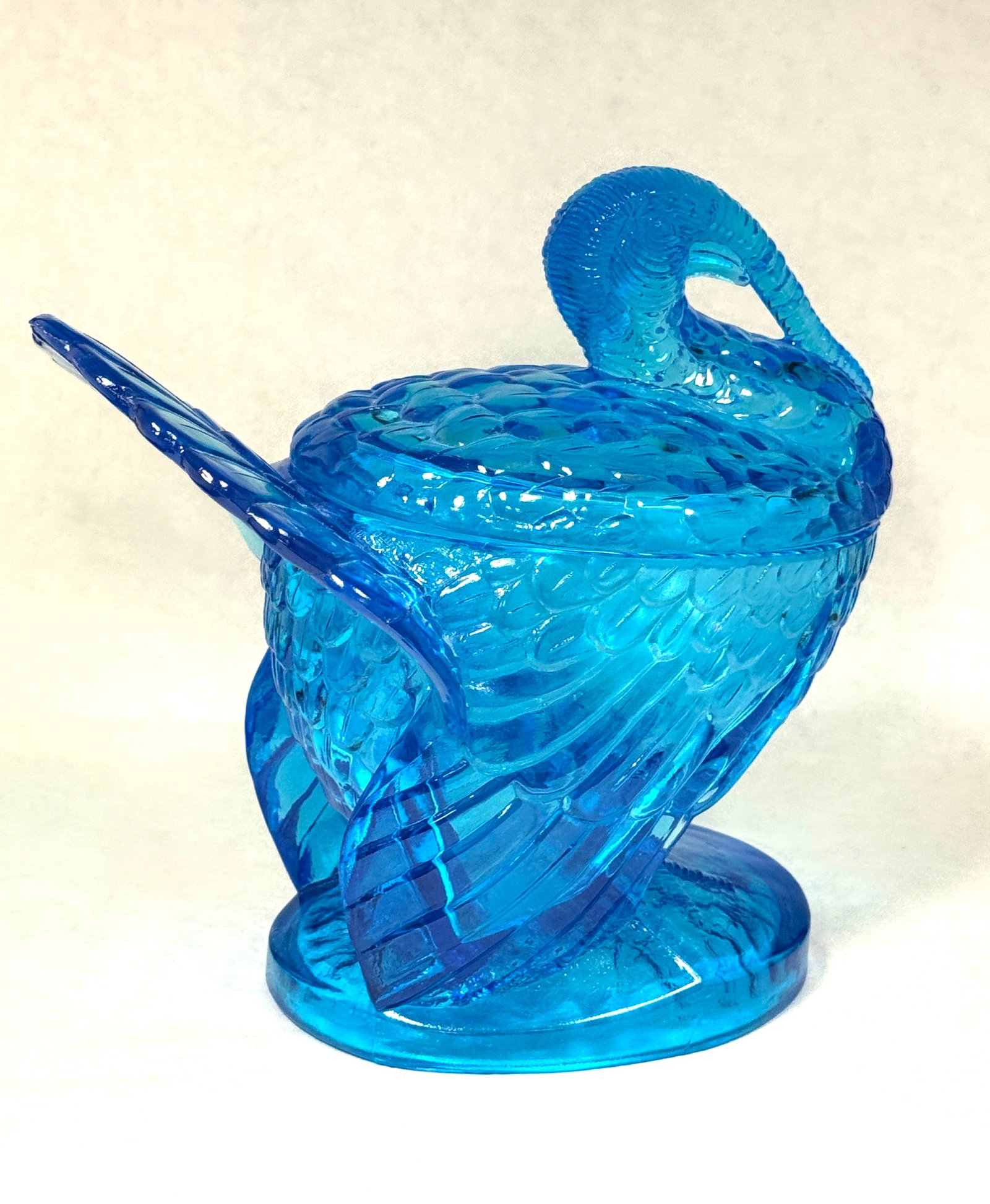 2 LE Smith Blue Items - 4