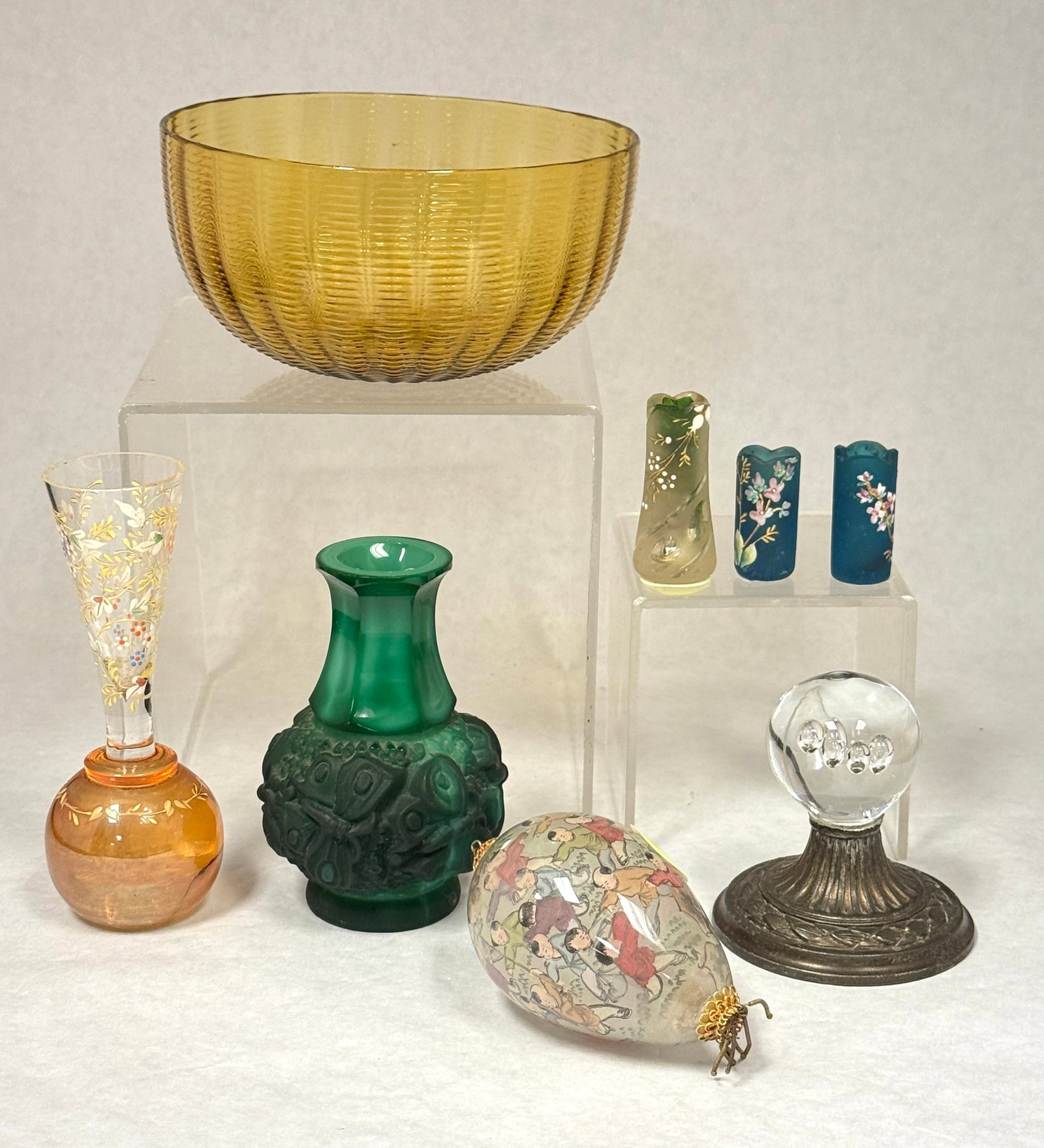 8 Glass Items (1 of 5)