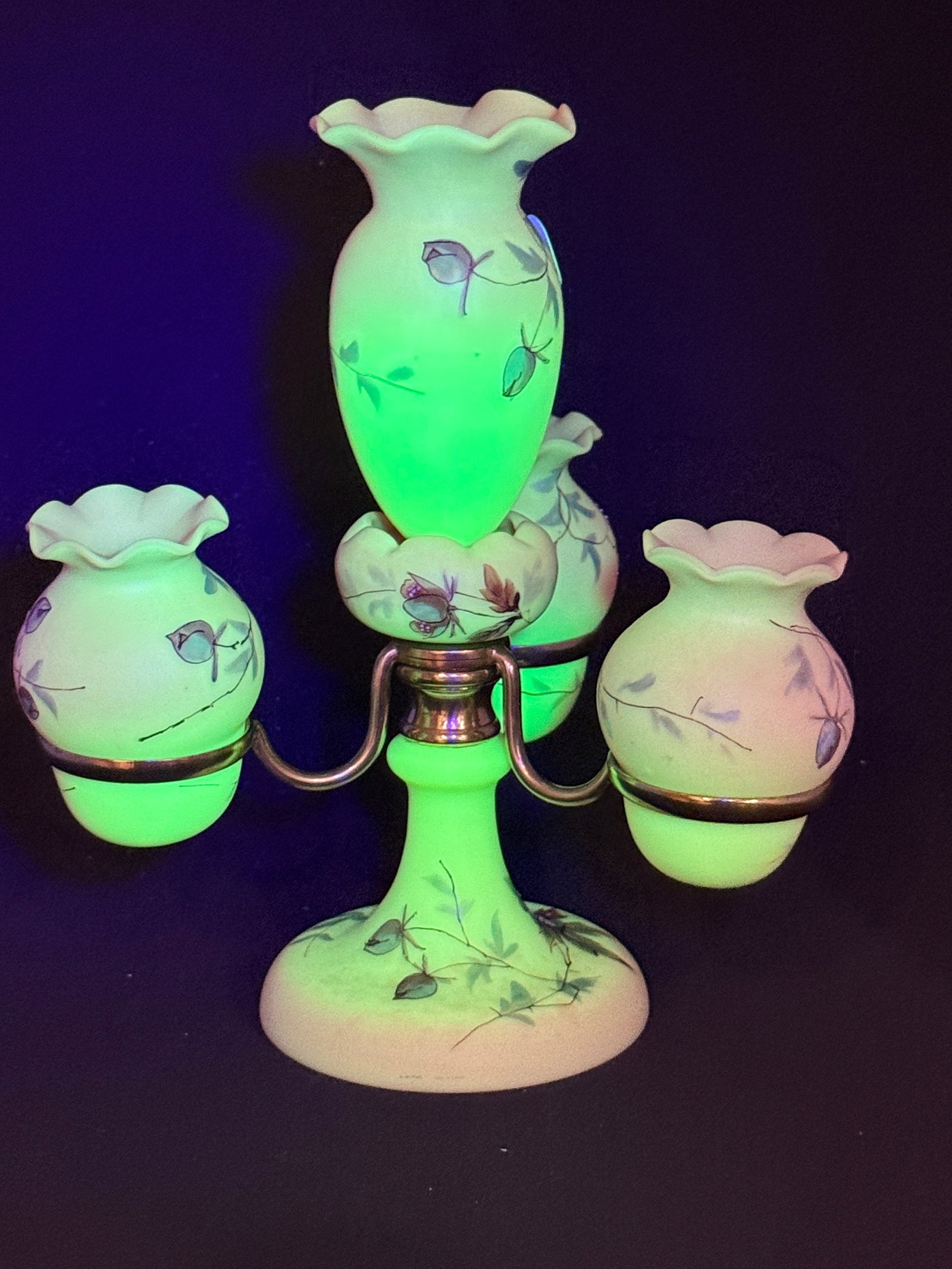 Webb Burmese Epergne - 5