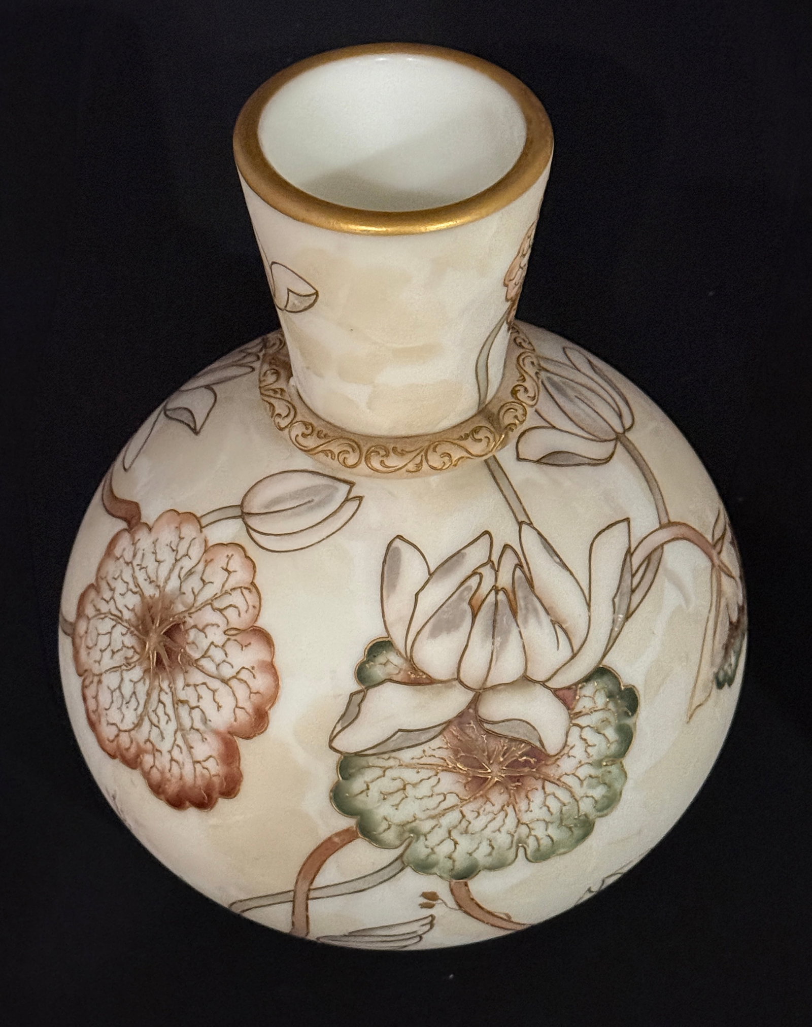 Mt. Washington Vase - 2