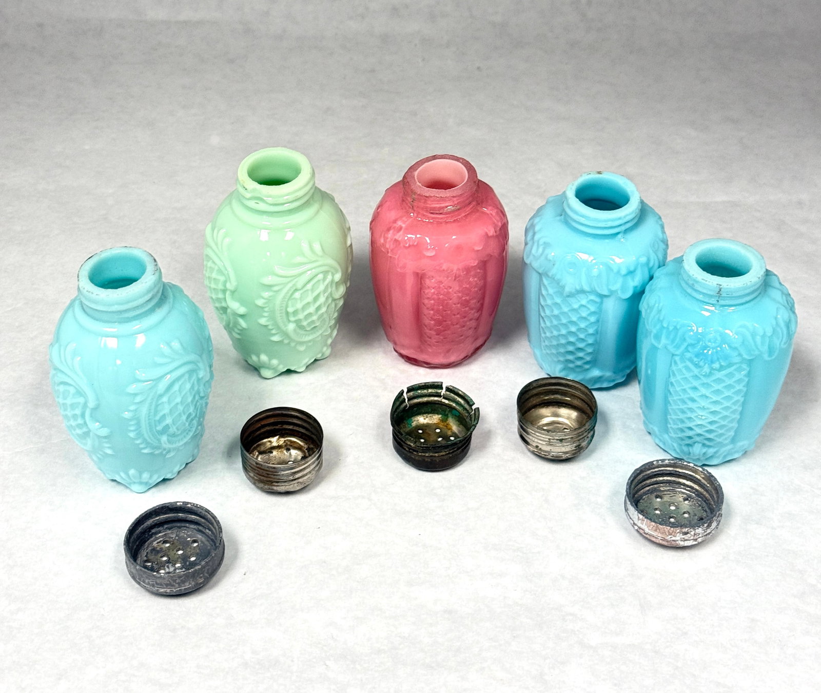 5 EAPG salt shakers - 2