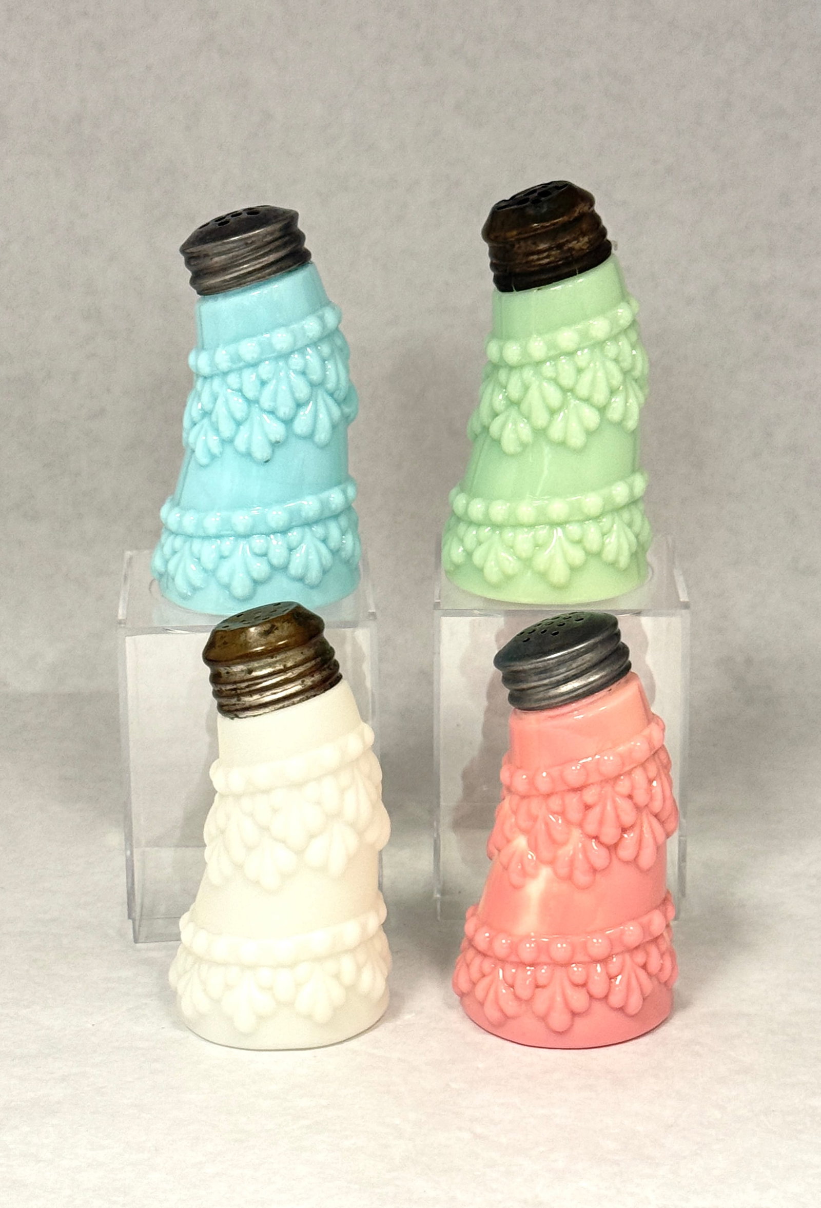 4 Opaque Leaning Shakers (1 of 3)