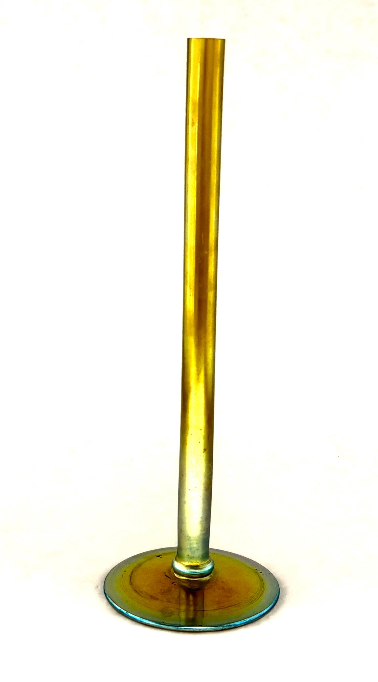 Steuben Gold Aurene Bud Vase: Steuben gold aurene bud vase, 9 3/4" ht. CONDITION: no chips, cracks, repairs, or material defects found, Jaremos attempts to call any material flaw that affects the price, but minor scratches and col