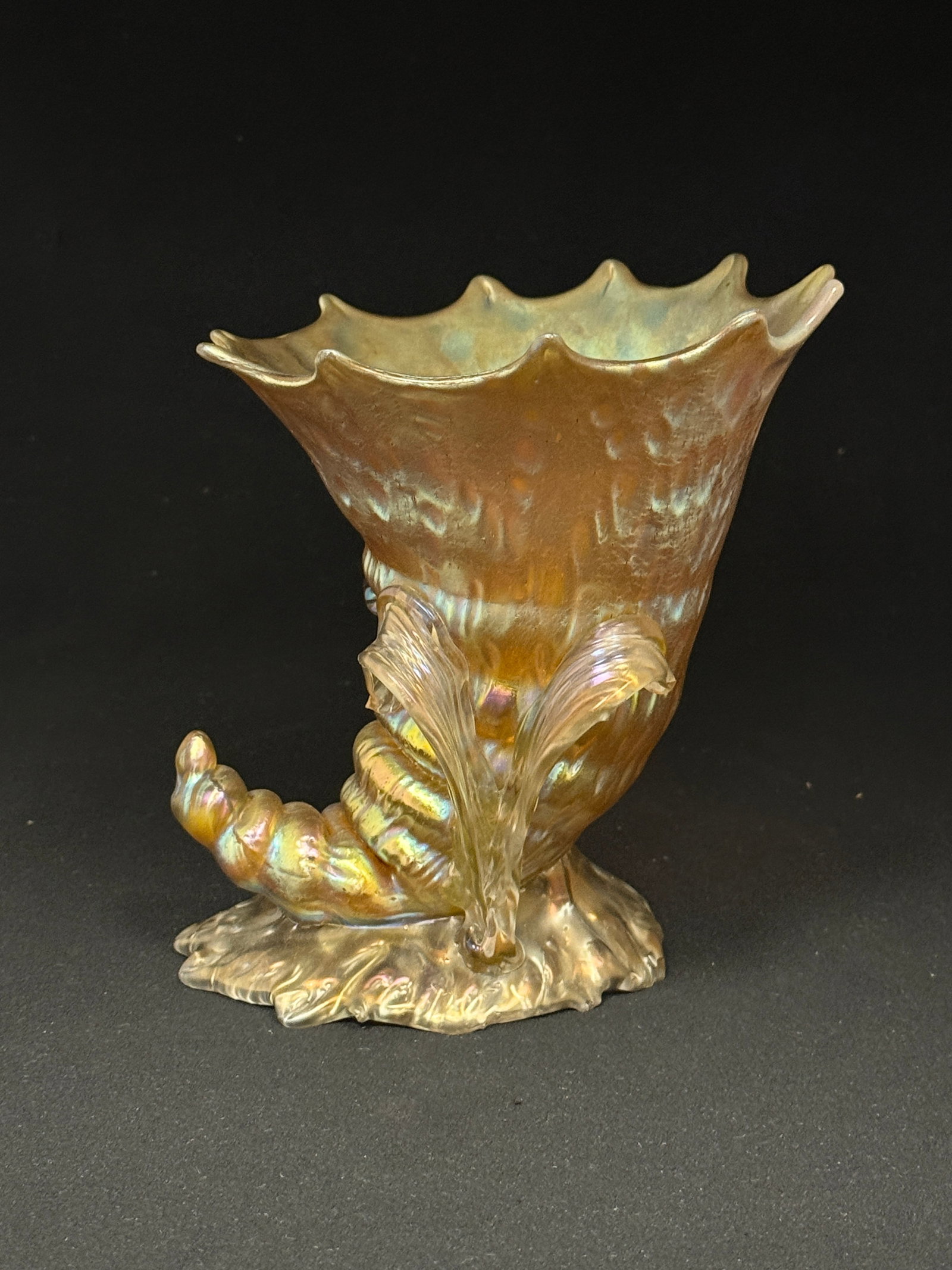 Loetz Diaspora Shell Vase (1 of 4)