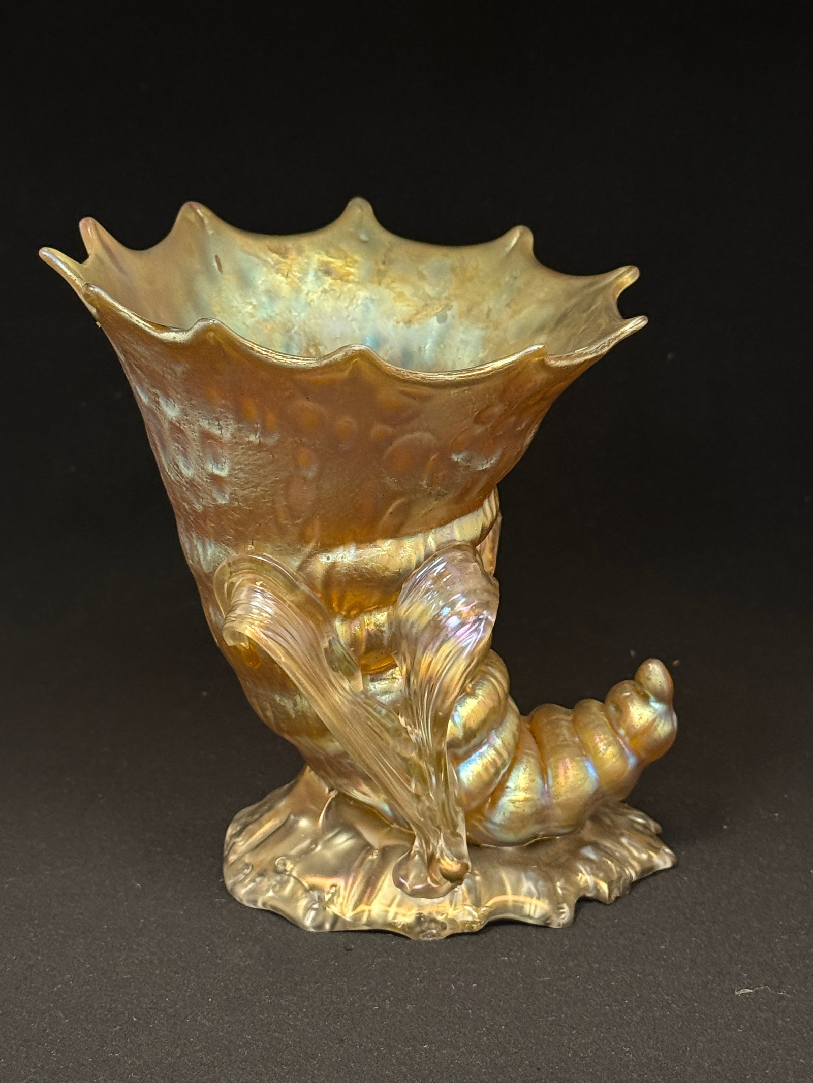 Loetz Diaspora Shell Vase - 2