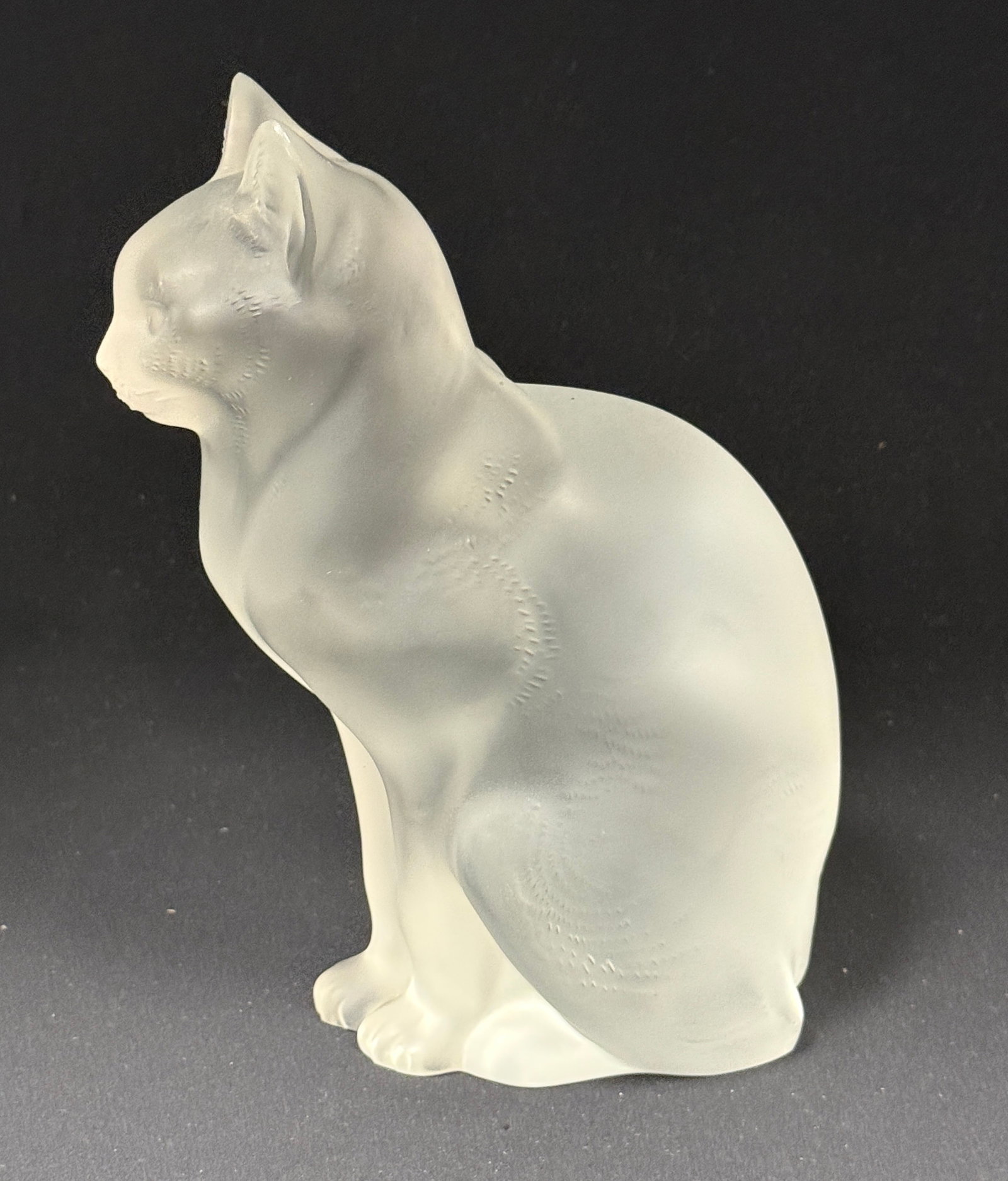 Lalique Cat Figurine (1 of 4)