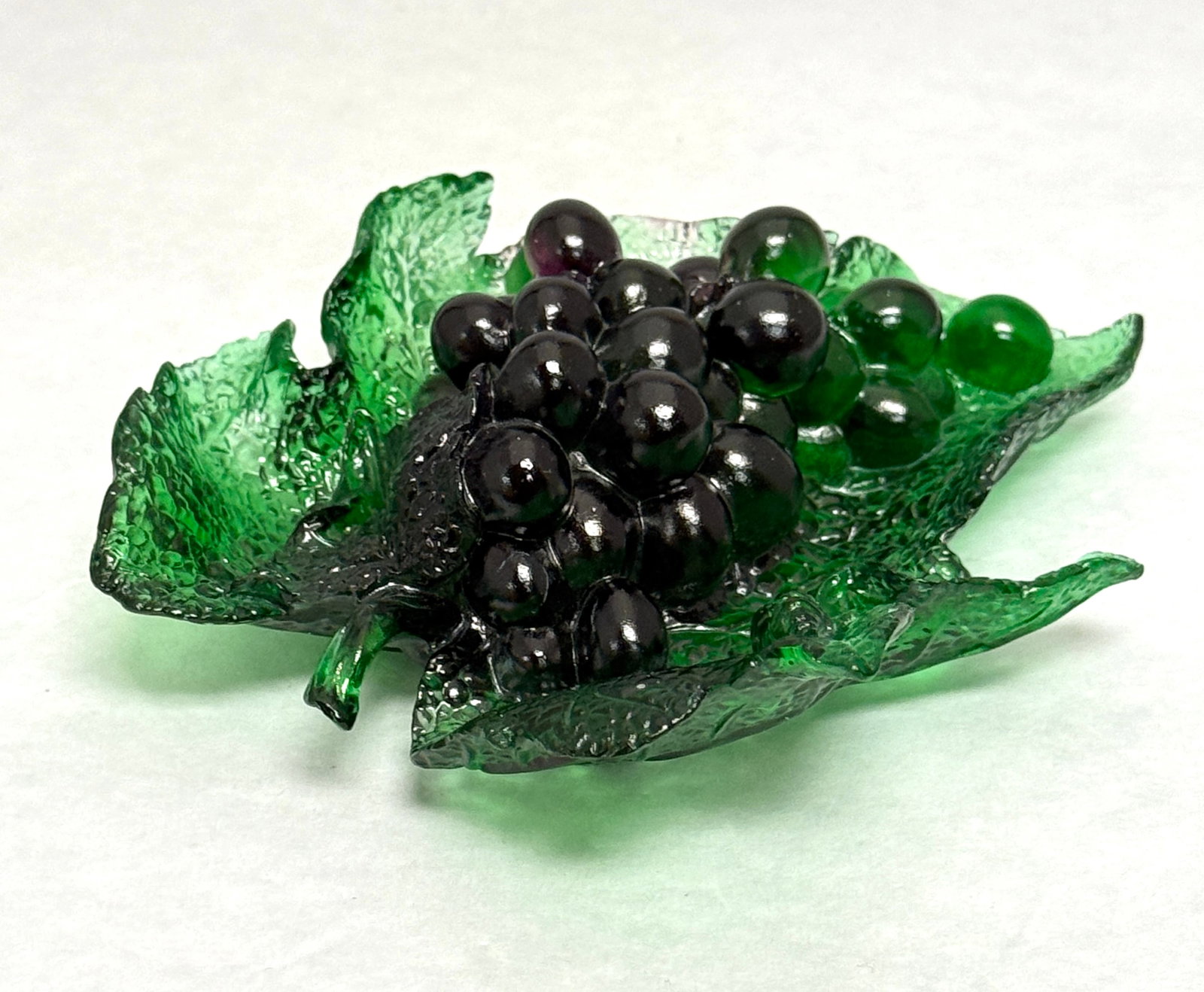 Tittot Glass Sculpture: Tittot glass sculpture "Sweetness" with gift box; ht. 5 1/2". CONDITION: no chips, cracks, repairs or material defects found, Jaremos attempts to call any material flaw that affects the price, but min