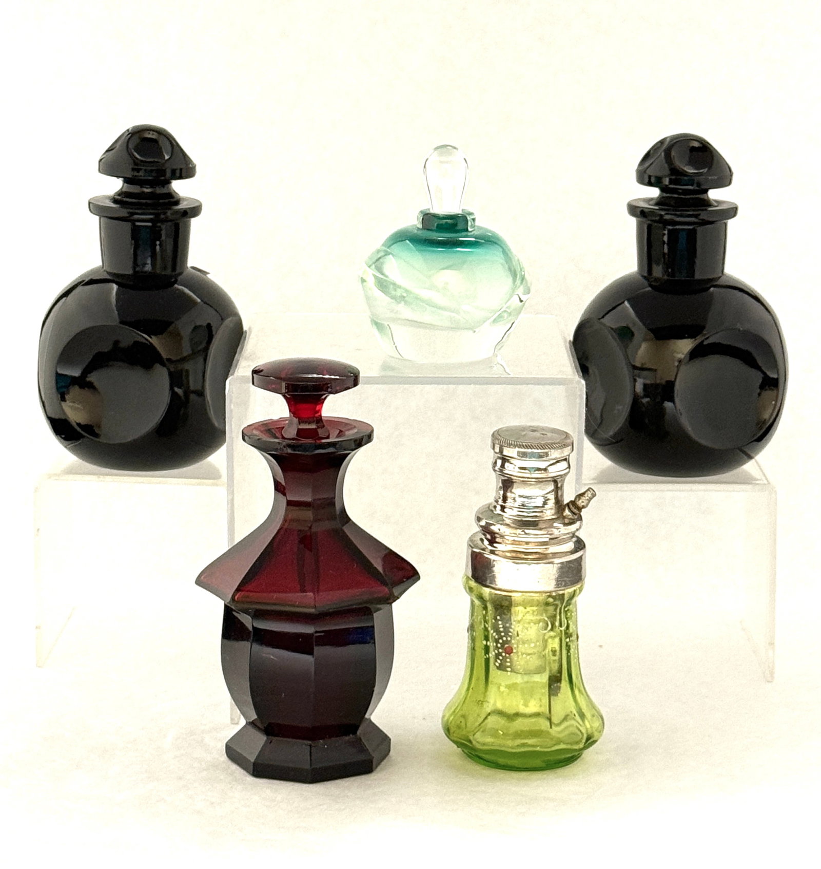 5 Art Glass Perfumes (1 of 5)