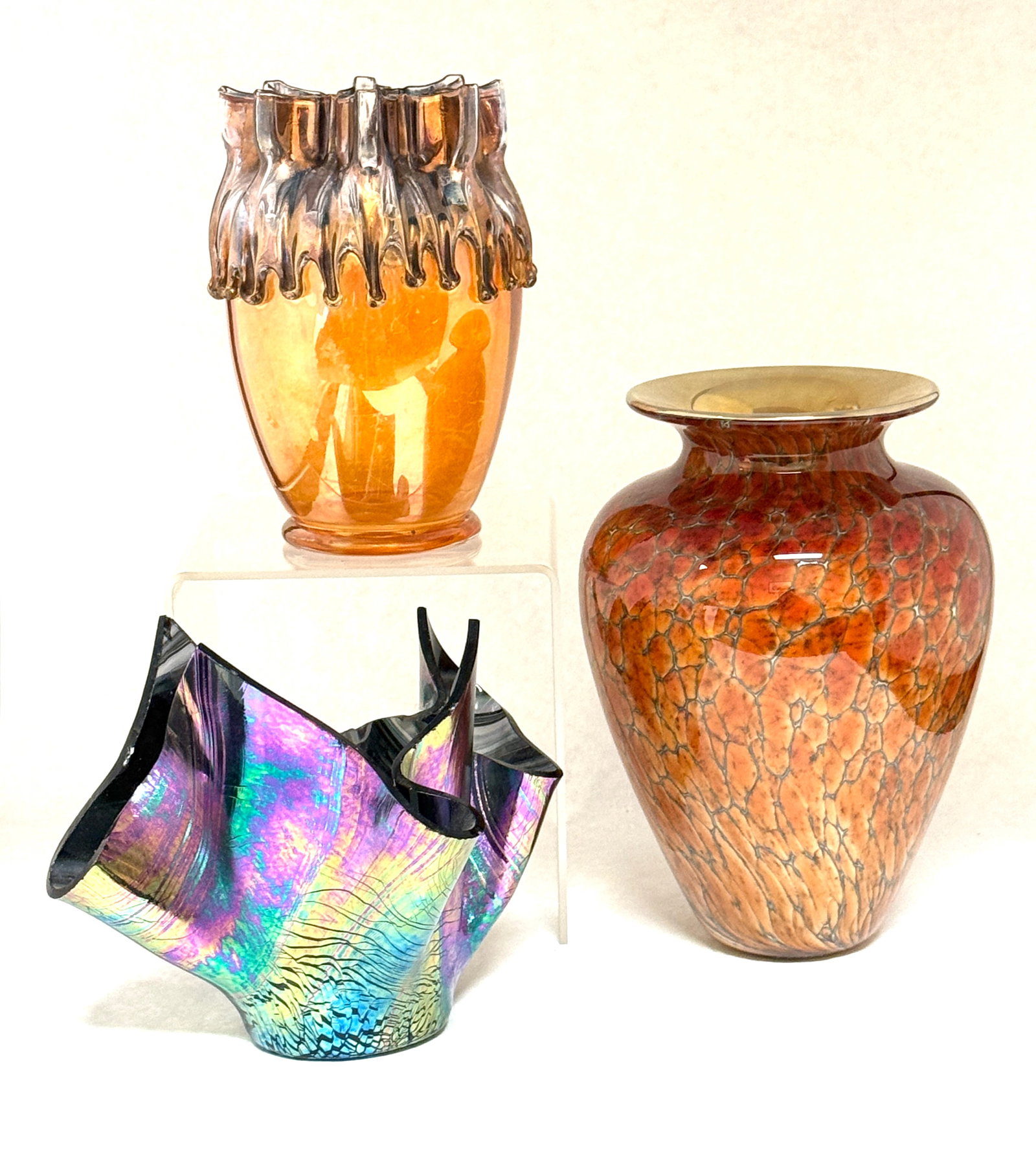 3 Contemporary Glass Items (1 of 6)