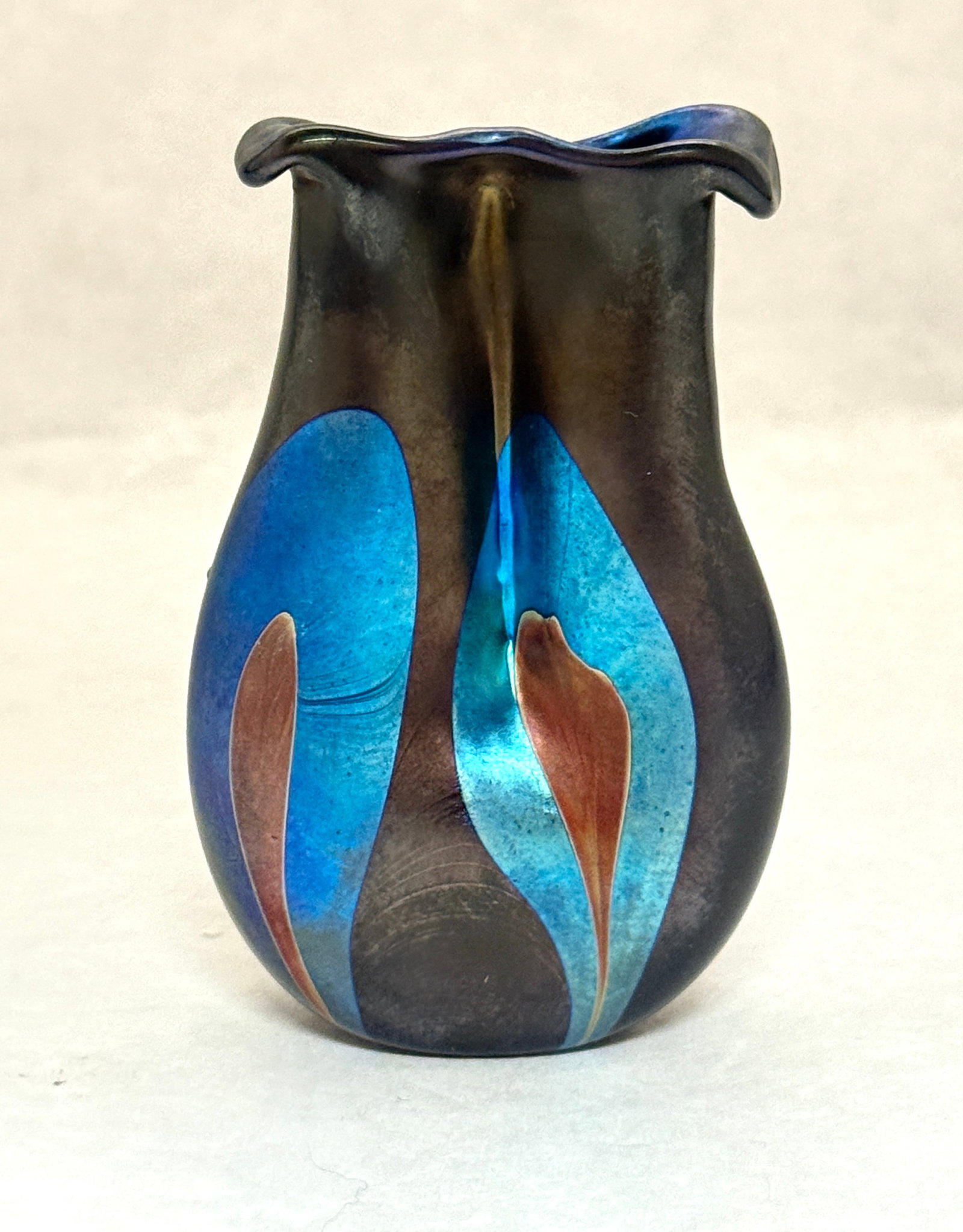 Mark Peiser Pinched Sided Vase - 2