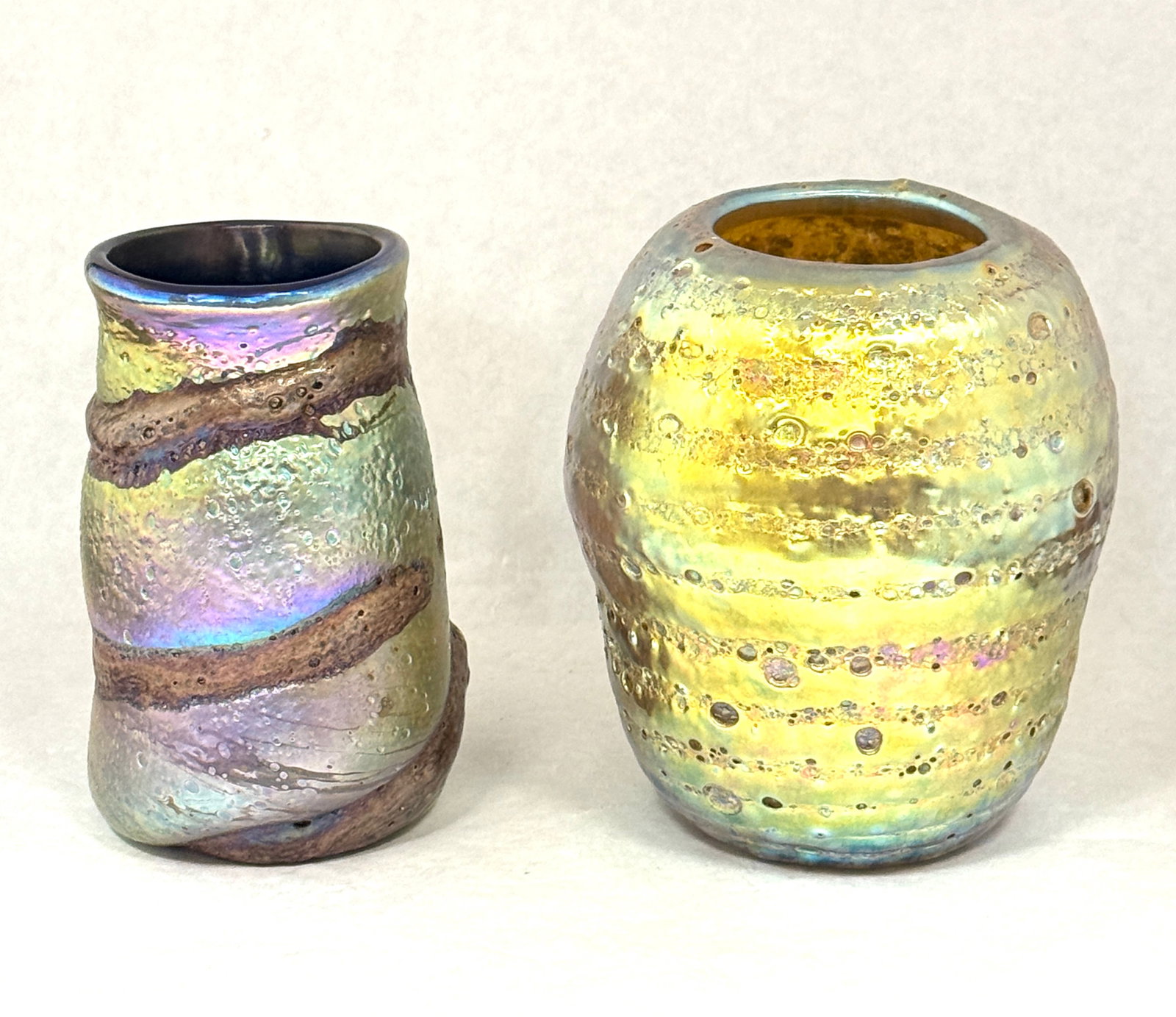 2 Gold Iridescent Cypriot Vases (1 of 3)