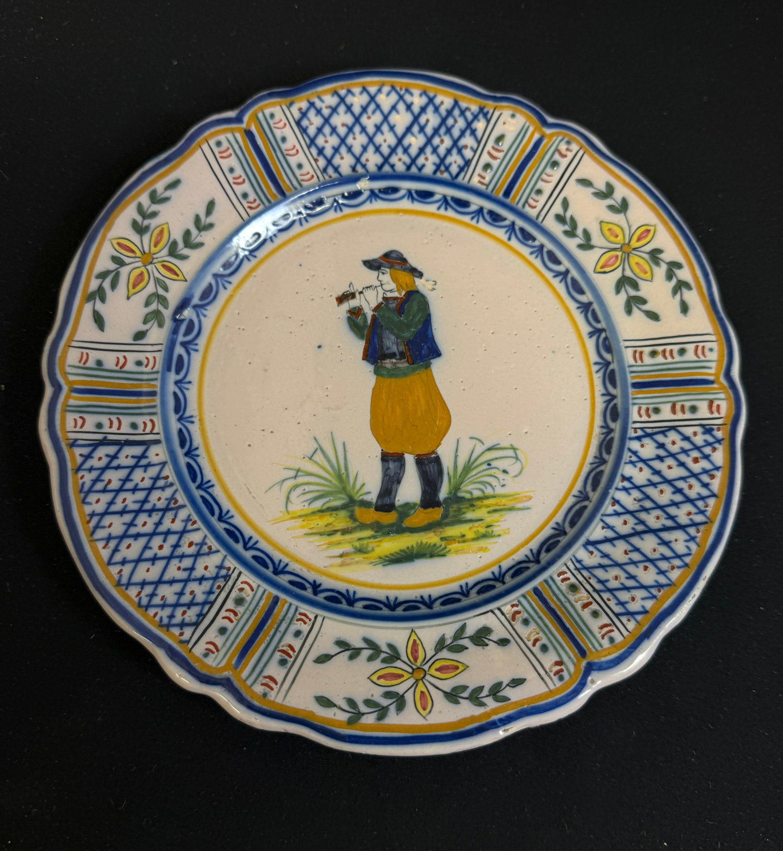 2 HR Quimper Plates - 2