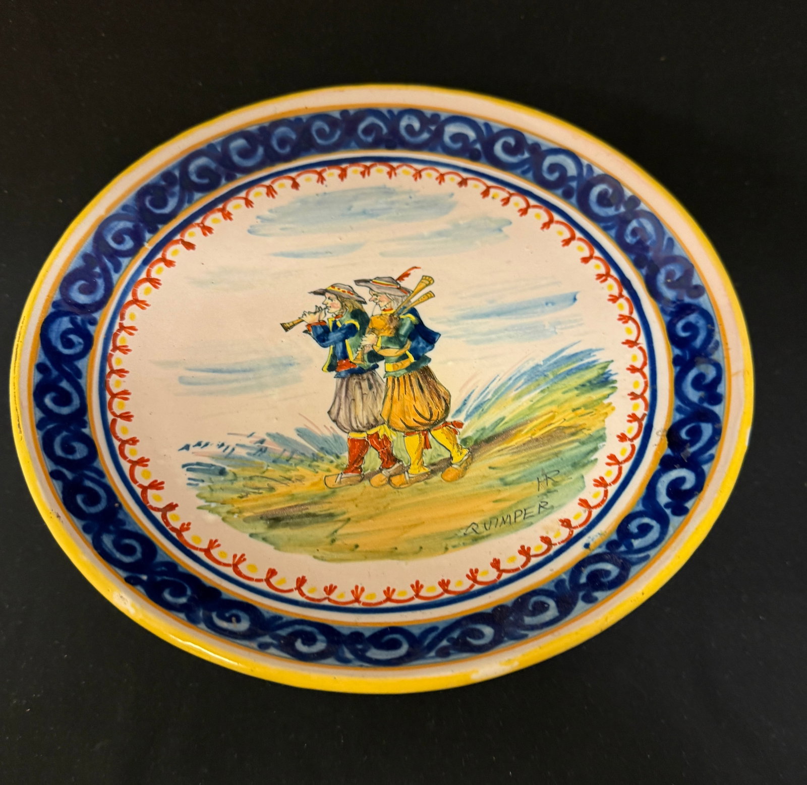 2 HR Quimper Items - 3