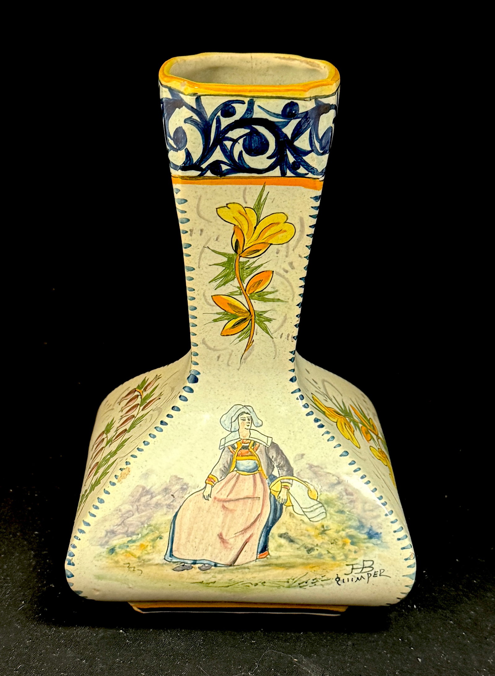 HB Quimper Square Vase - 3