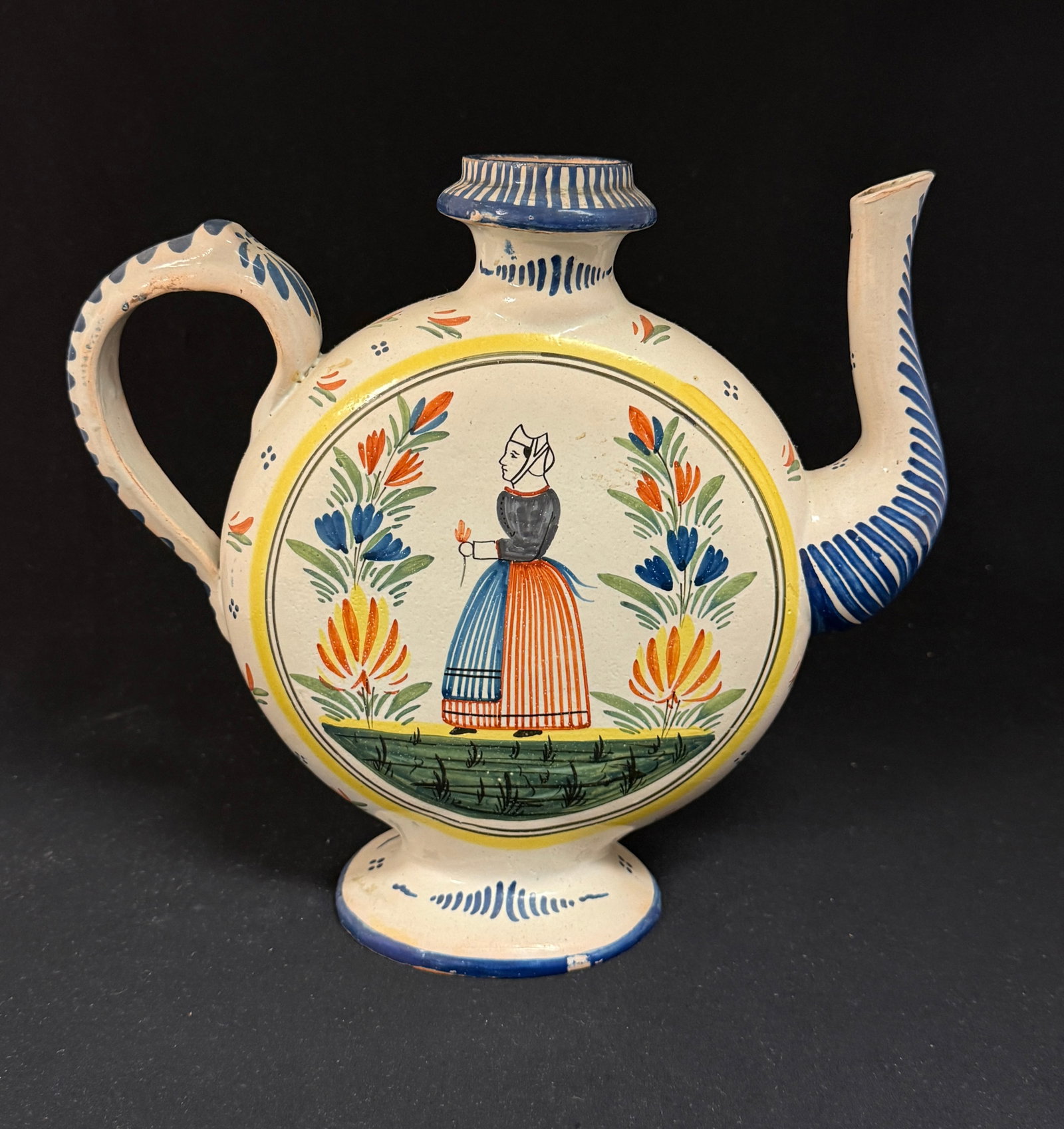 HB Quimper Teapot - 2