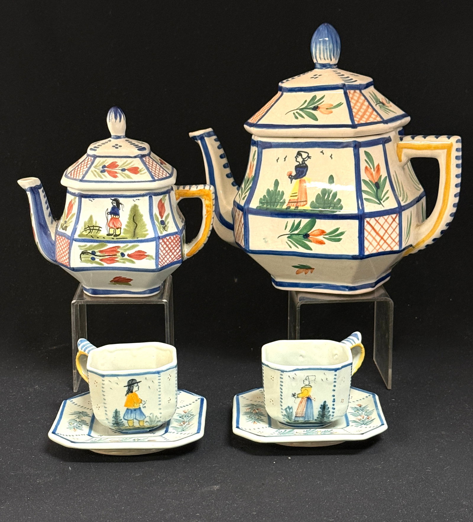 Quimper Faience Tea Set (1 of 6)