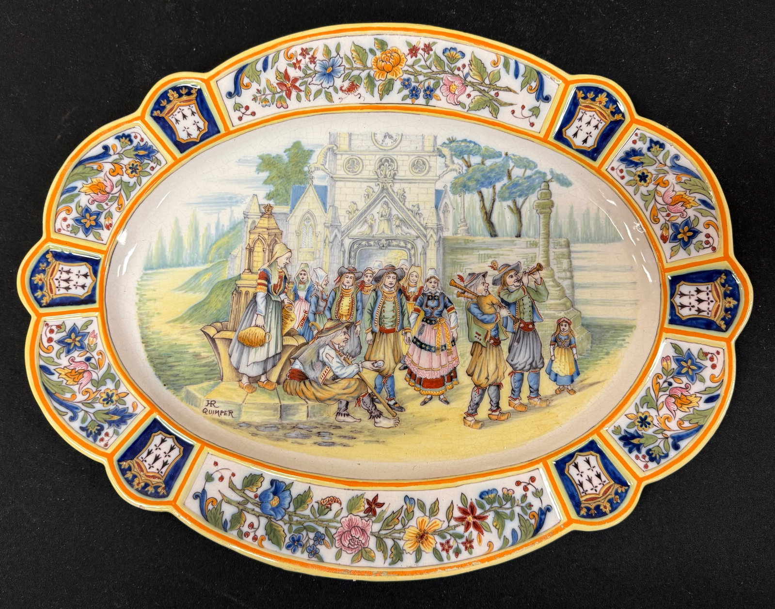 HR Quimper Large Platter (1 of 4)