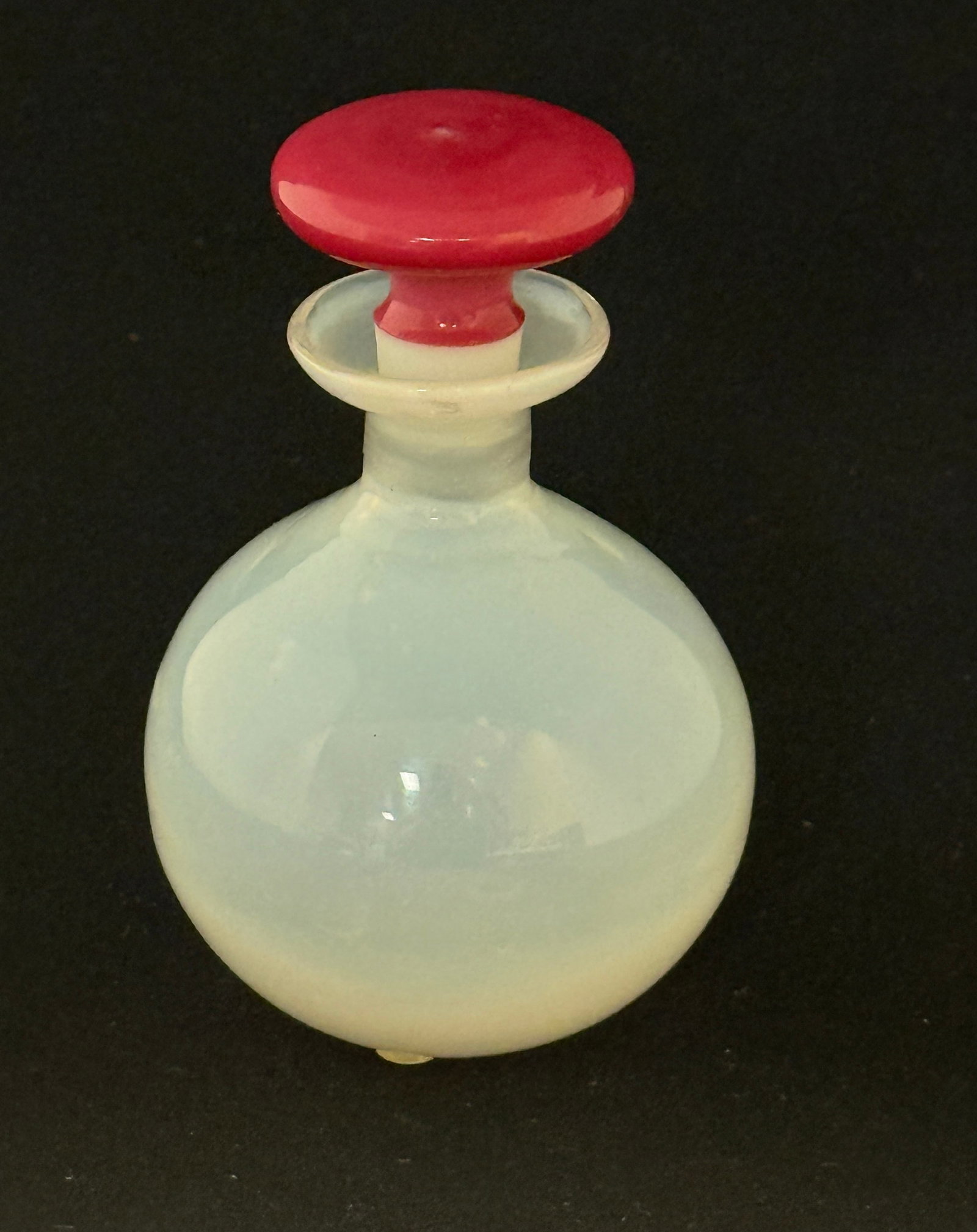 Opaline & Rose du Berry Perfume: Opaline perfume bottle with a Rose du berry stopper, 4 1/2" ht. CONDITION: no chips, cracks, repairs, or material defects found, Jaremos attempts to call any material flaw that affects the price, but 