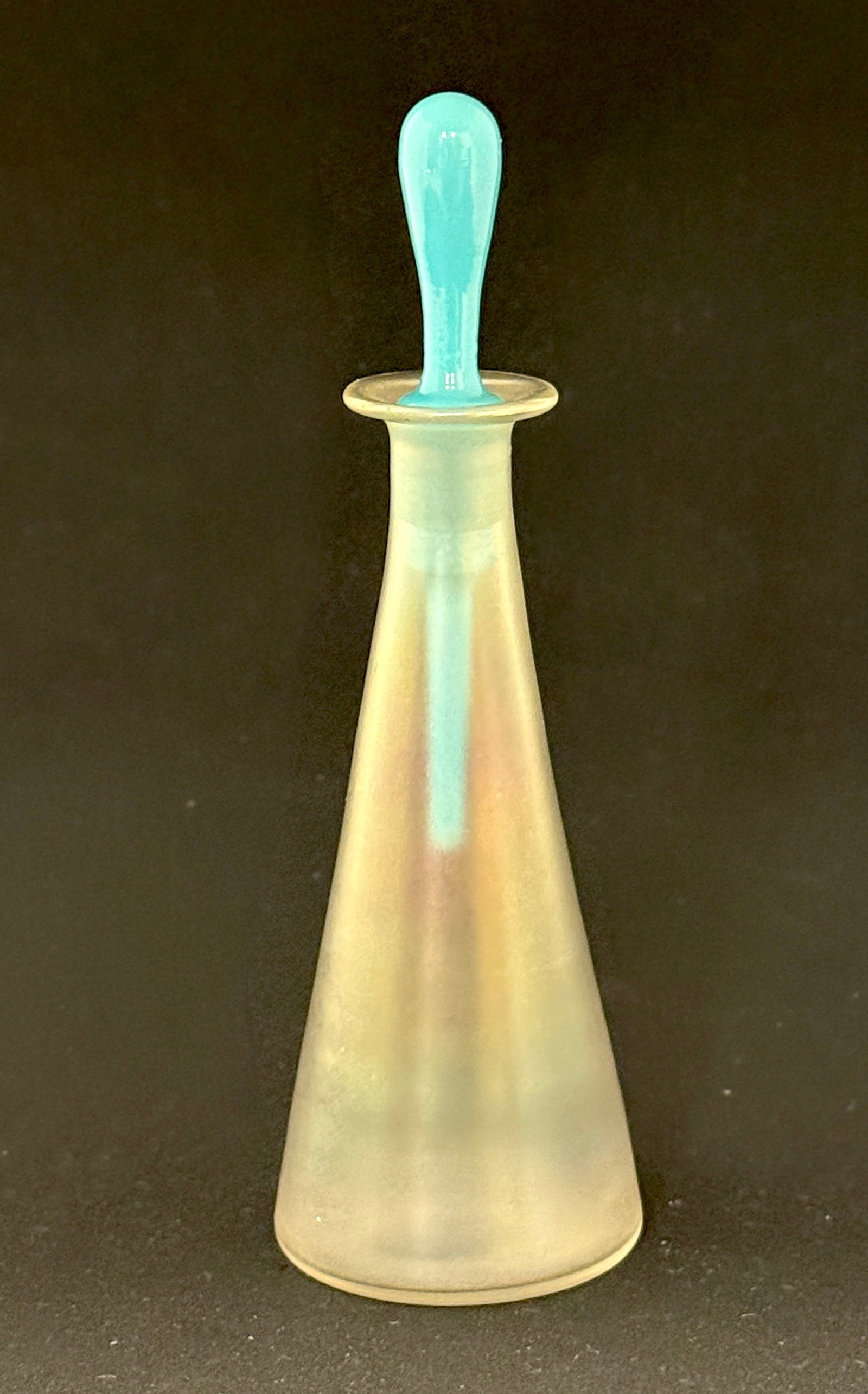 Steuben Verre-de-Soie Tee Pee (1 of 4)