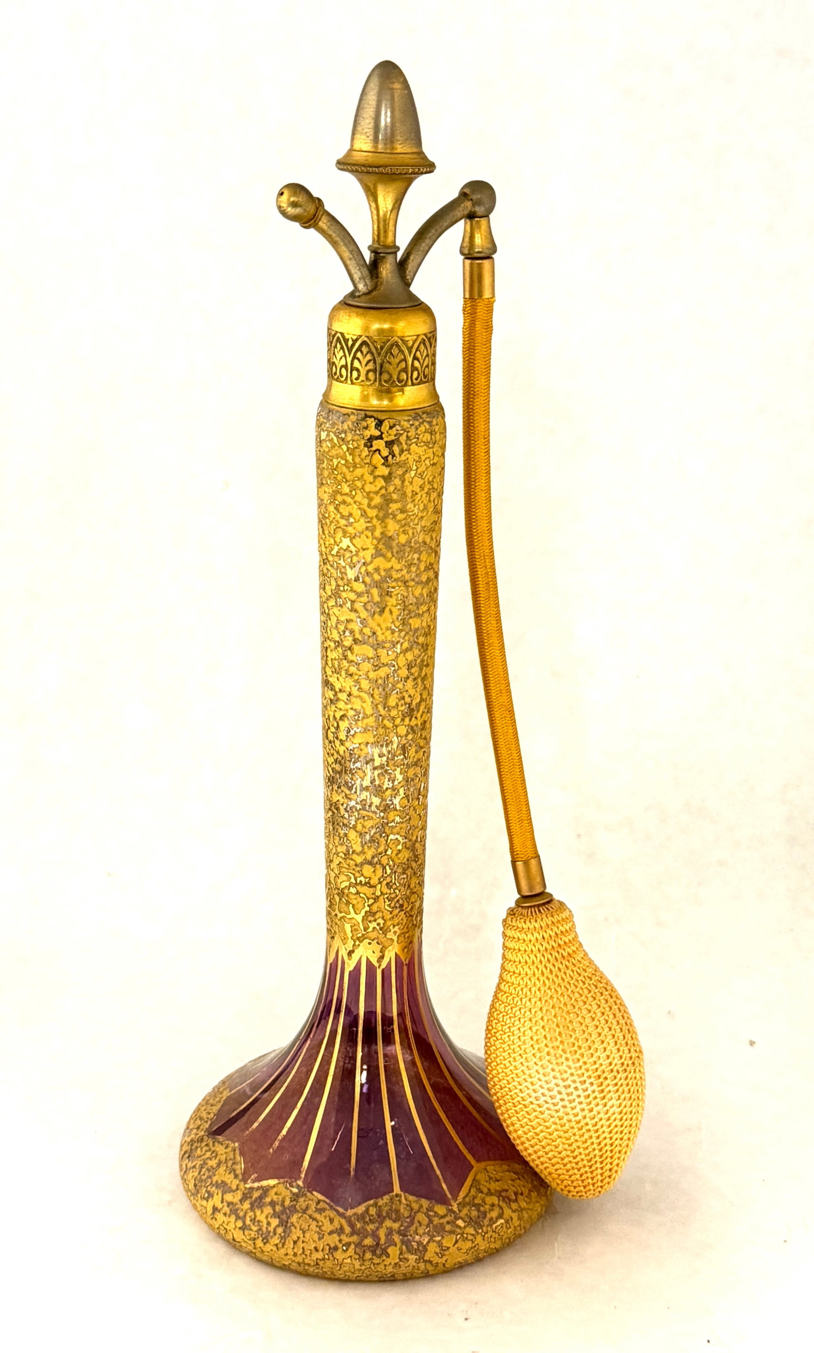 DeVilbiss Gold Perfume: DeVilbiss Ruby Perfume atomizer with gold overshot, 10" ht. CONDITION: no chips, cracks, repairs, or material defects found, Jaremos attempts to call any material flaw that affects the price, but