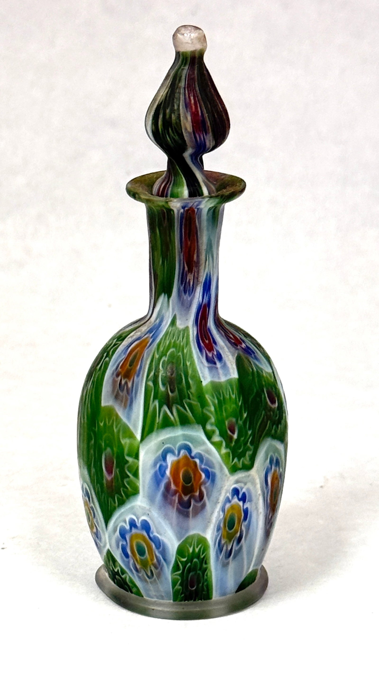 Murano Murrina Perfume: Murano colorful Murrina Perfume, 3" ht. CONDITION: no cracks, repairs, or material defects found, Jaremos attempts to call any material flaw that affects the price, but minor scratches and color