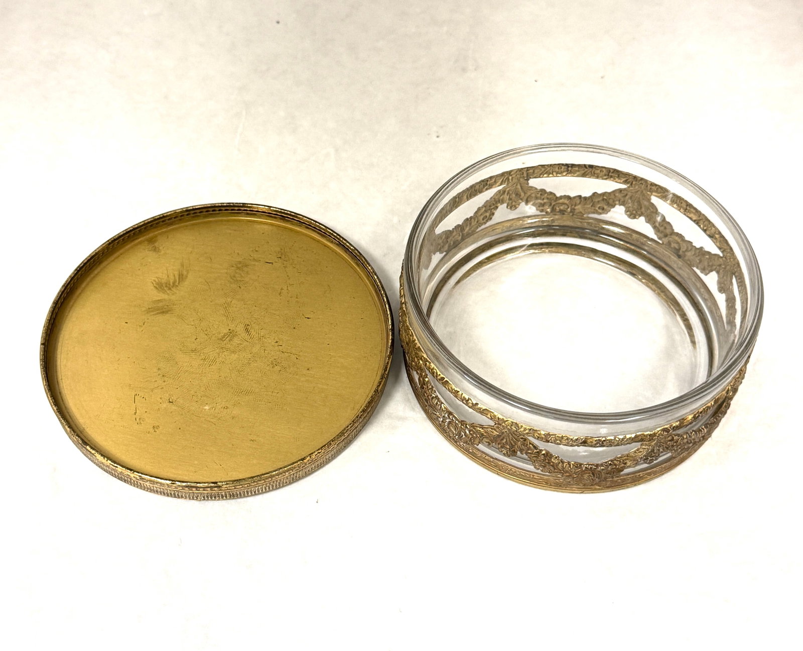 Apollo Ormolu Vanity box - 4