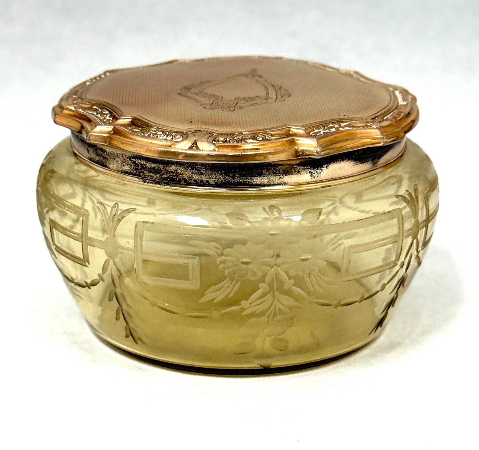 Hawkes Amber Etched Box: Hawkes Amber dresser box with a geometric cut design fitted with a sterling top, Steuben blank, 4 1/2" wide. CONDITION: no chips, cracks, repairs, or material defects found, Jaremos attempts to call
