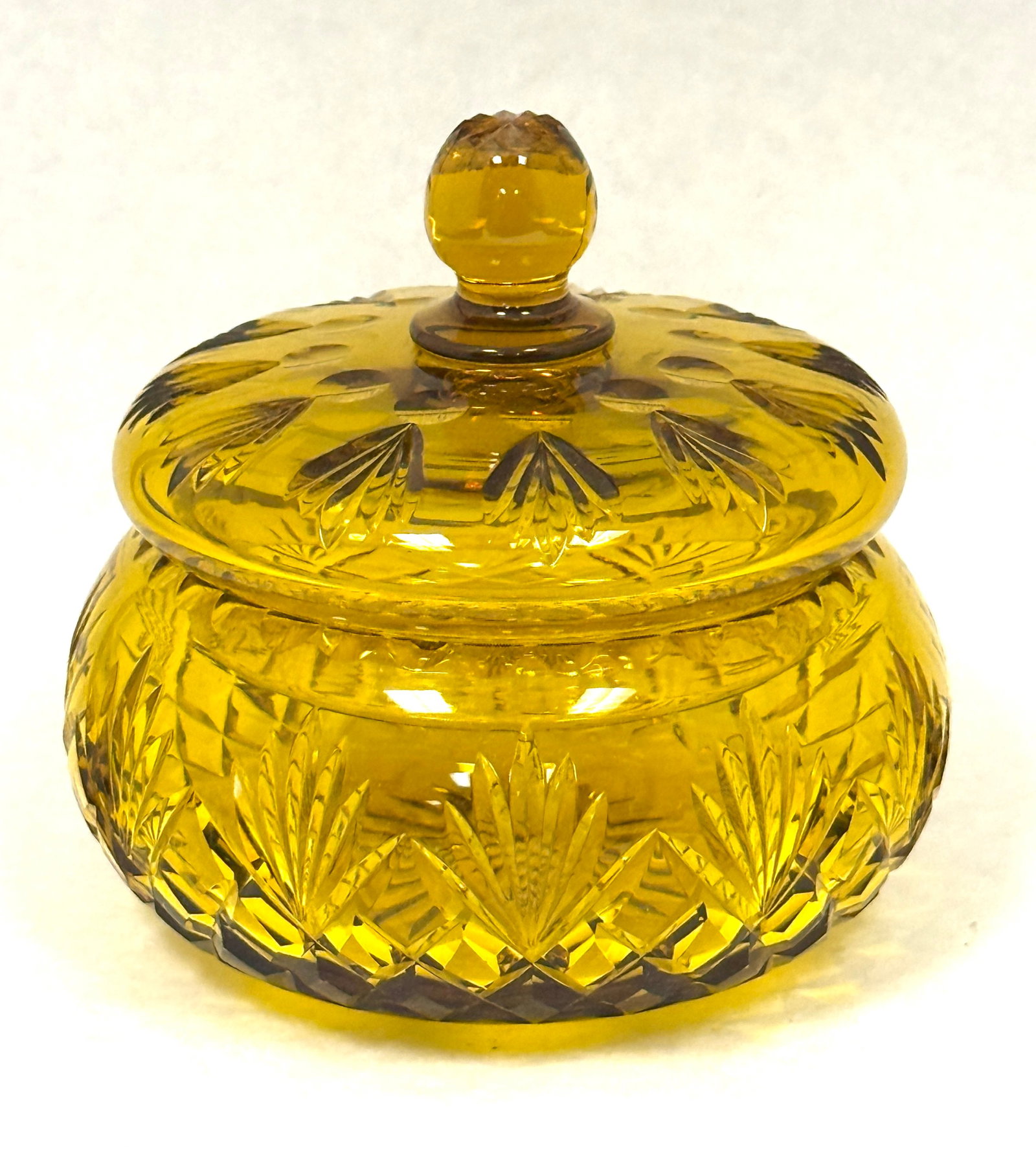 Steuben Vaseline Covered Box (1 of 5)