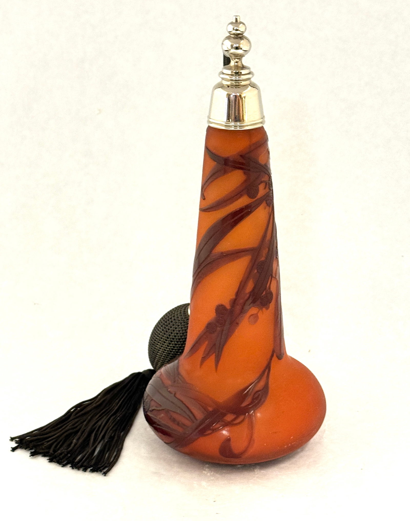 Galle French Cameo Atomizer (1 of 4)