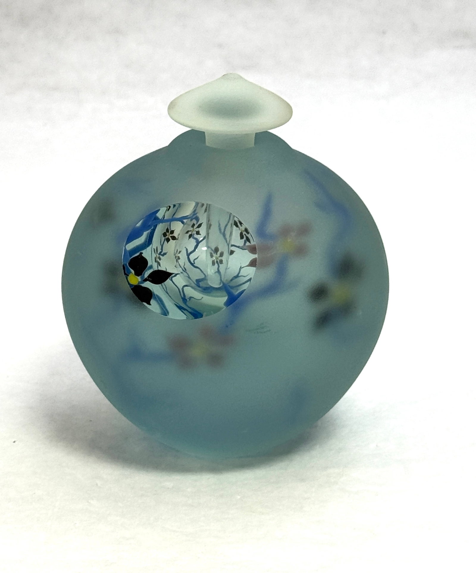 Richard Jolley Art Glass Perfume: Richard Jolley art glass frosted perfume with frosted stopper, signed Richard Jolley Hidden Spring Periwinkle Flagon 81; ht.5". CONDITION: no chips, cracks, repairs, or material defects found, Jaremos