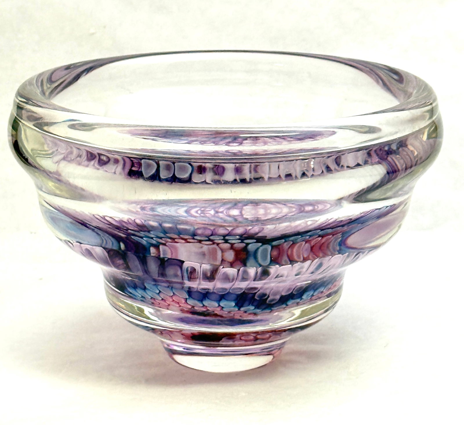 Beecham/White Art Glass Bowl (1 of 5)