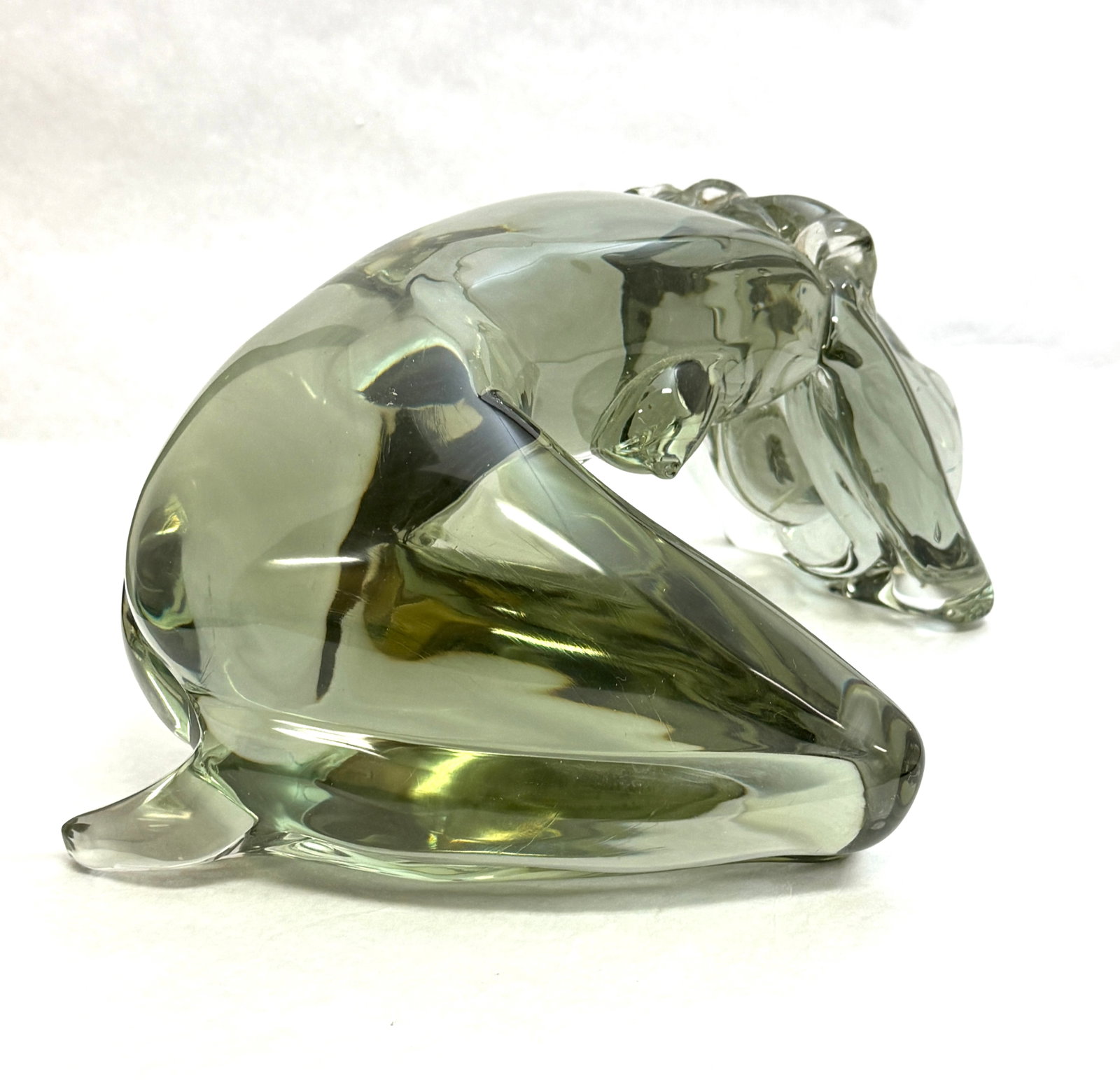 Lorendo Rosin Art Glass Sculpture: Lorendo Rosin art glass sculpture of a nude woman; length 18". CONDITION: no chips, cracks, repairs, or material defects found, Jaremos attempts to call any material flaw that affects the price, but
