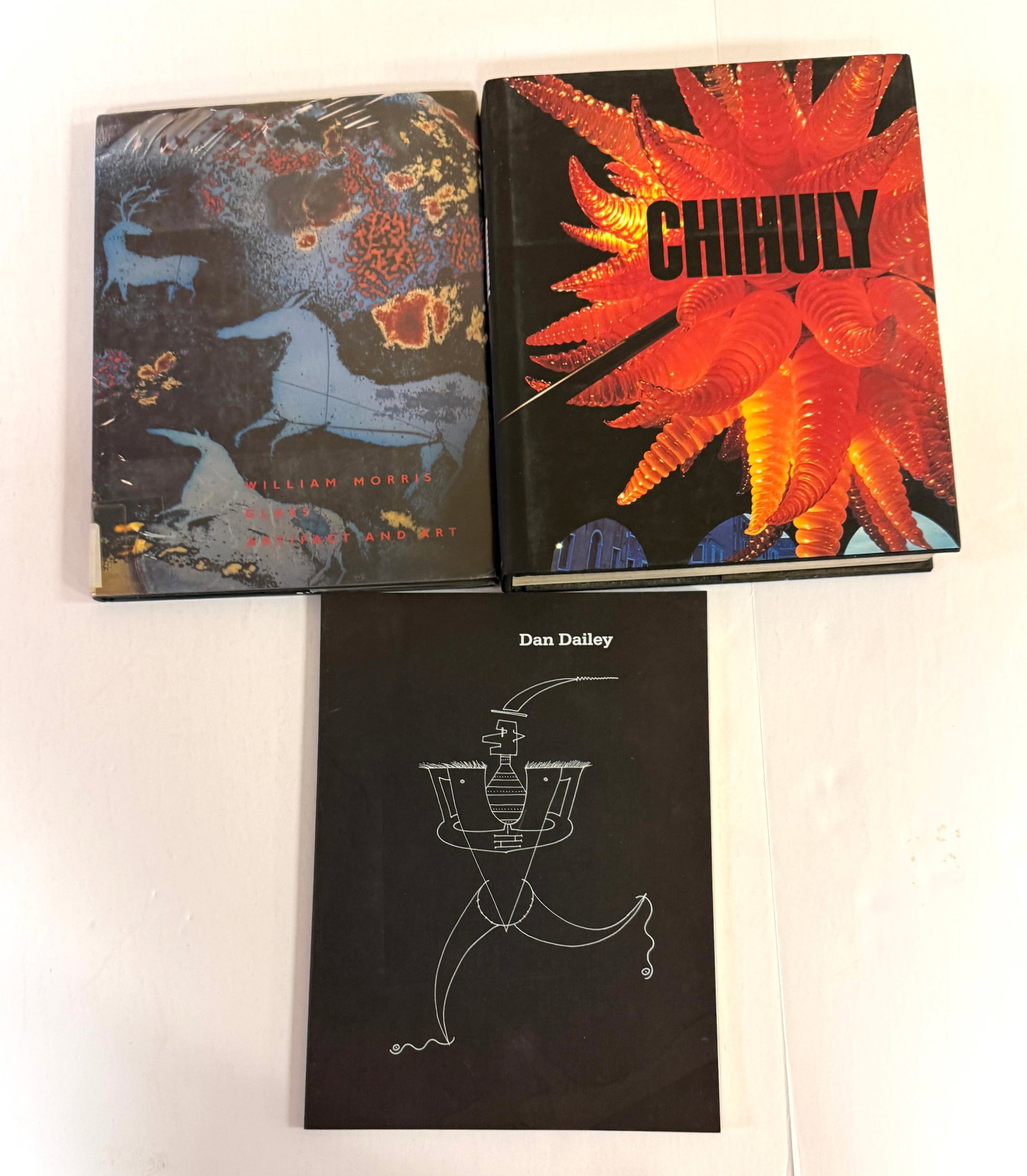 3 Books on Famous Glass: 3 books on famous glass including Dan Dailey, Dale Chihuly and William Morris. CONDITION; very good