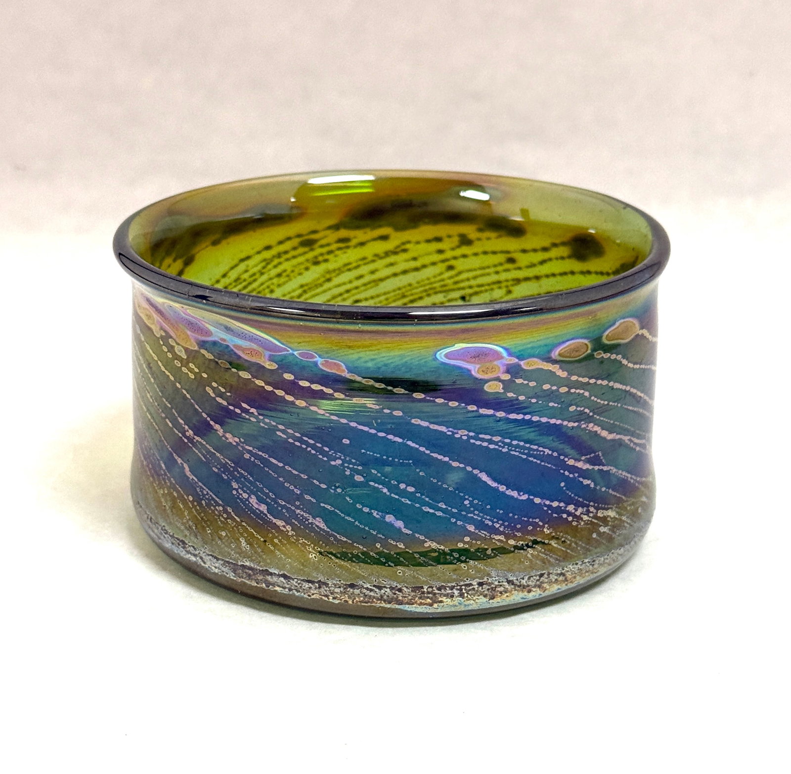 Coleman Art Glass Bowl (1 of 3)