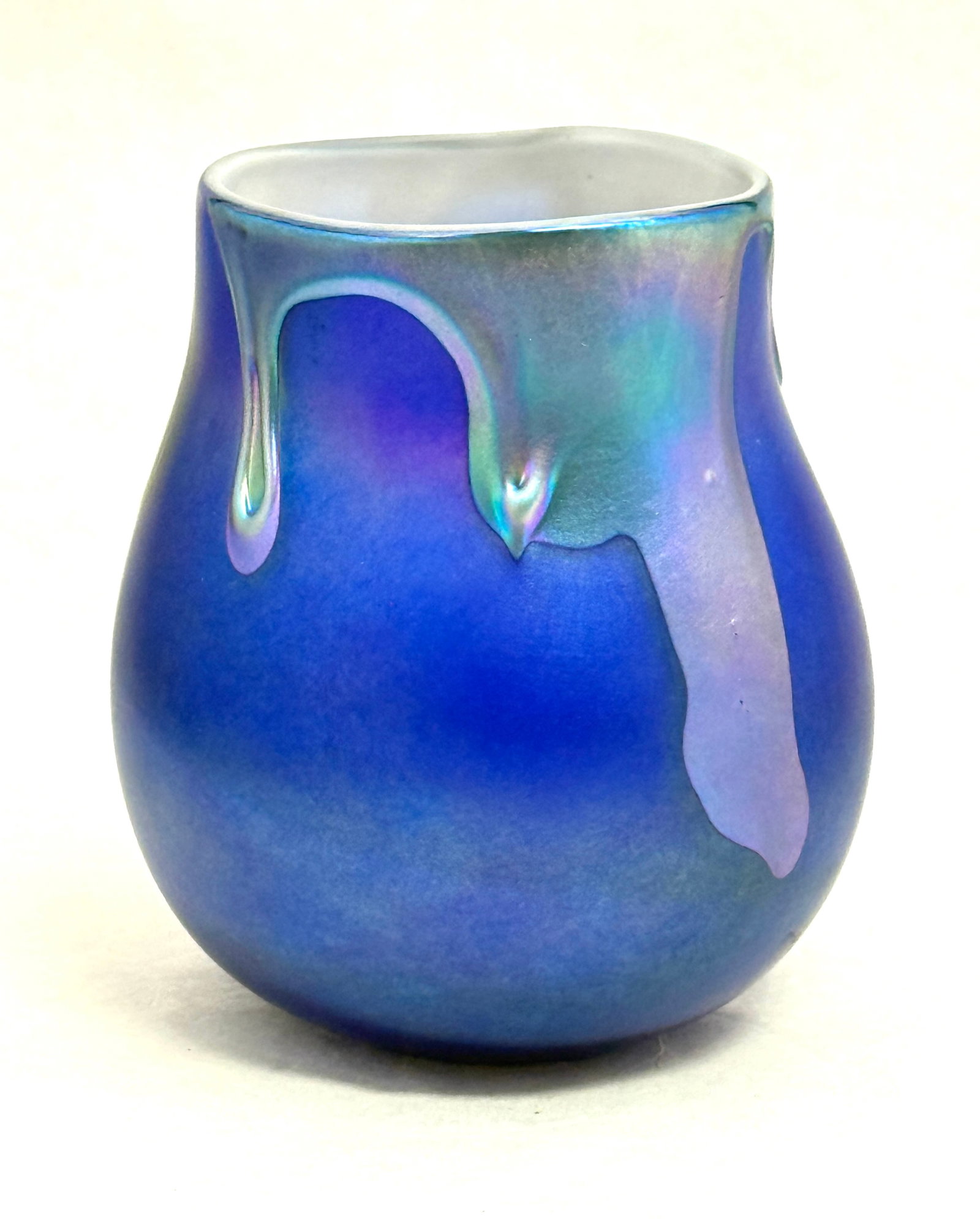 Early Charles Lotton Lava Vase: Early Charles Lotton Lava glass vase in Royal blue decorated rim with blue lava, signed Lotton 1973, 5" ht. NOTE: Collection of Joan Allen Walker, an early collector of Lotton Glass and purchased item