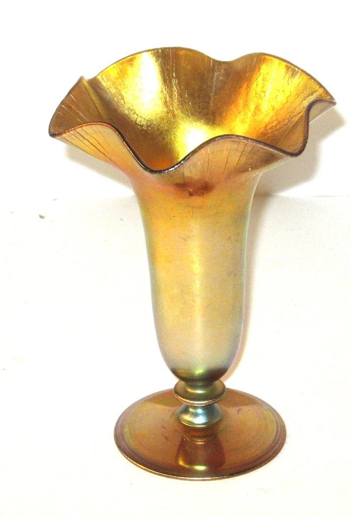 Steuben gold Aurene trumpet vase,: footed trumpet form with a scalloped rim, singed Steuben Aurene 217, 6" ht.