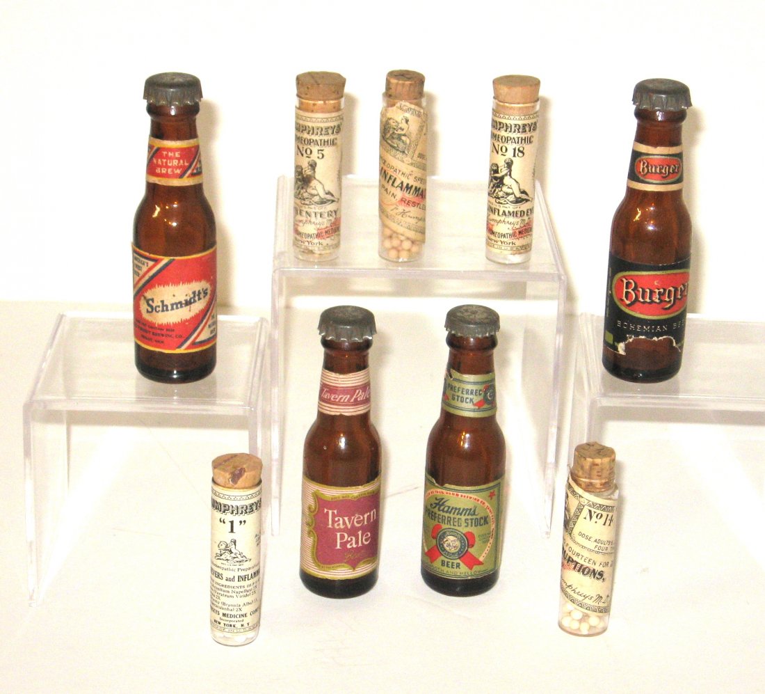 Vintage pill and beer bottles,: Four diminutive advertising beer bottles, together with 5 corked pill bottles.