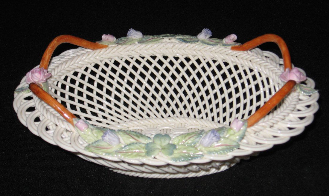 Belleek three strand basket, (1 of 4)
