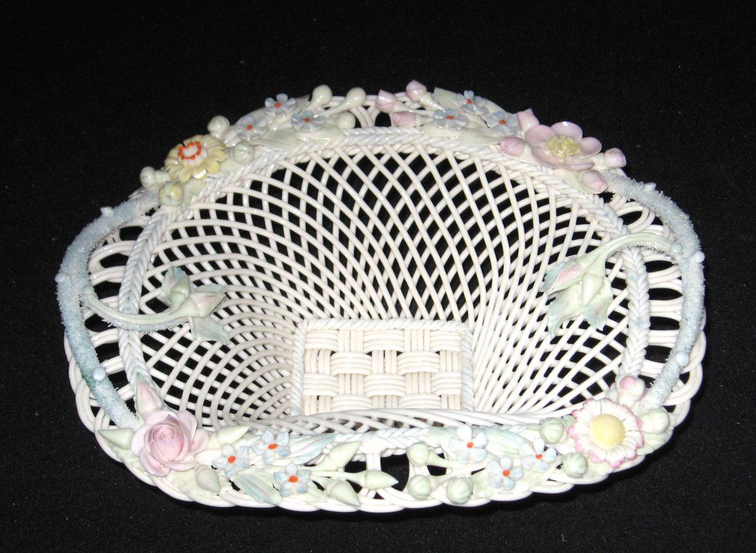 Belleek green two handle basket, (1 of 4)