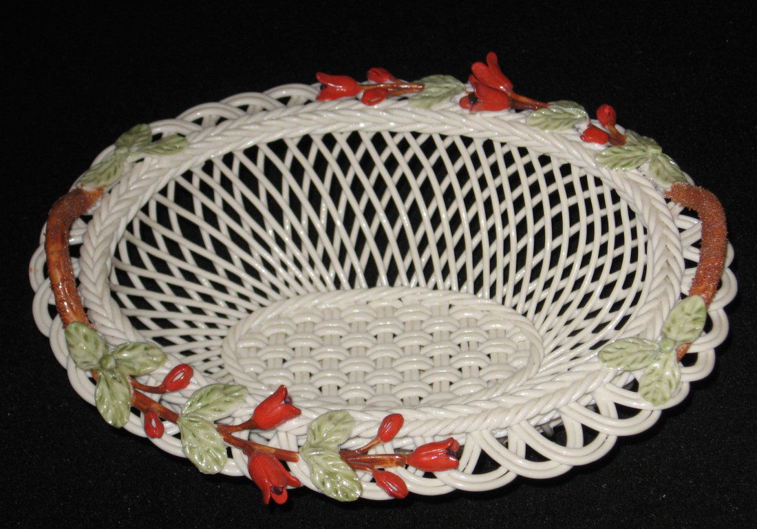 Belleek two stand basket, (1 of 4)