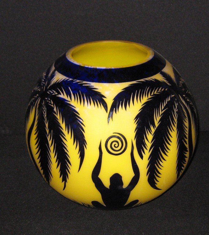 Duncan McClellan cameo glass bowl, (1 of 5)