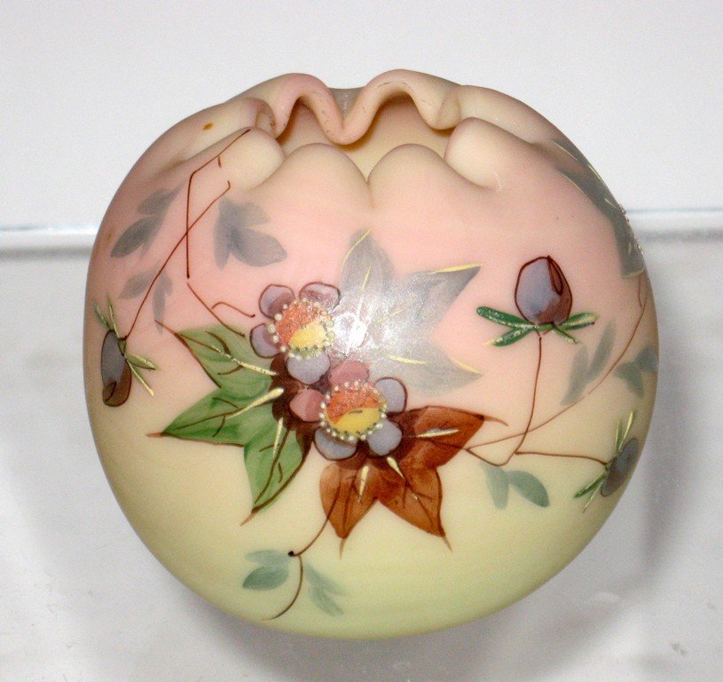 Thomas Webb and Sons Burmese rose bowl, (1 of 4)