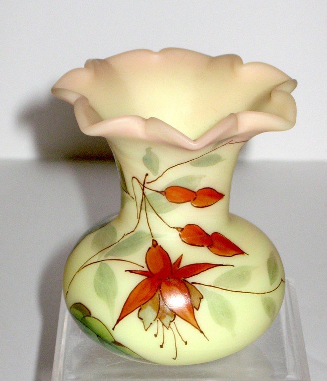 Thomas Webb and Sons Burmese vase, (1 of 4)