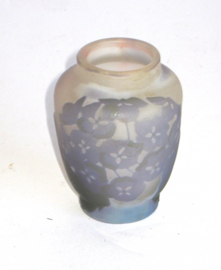 Galle French cameo glass cabinet vase (1 of 5)